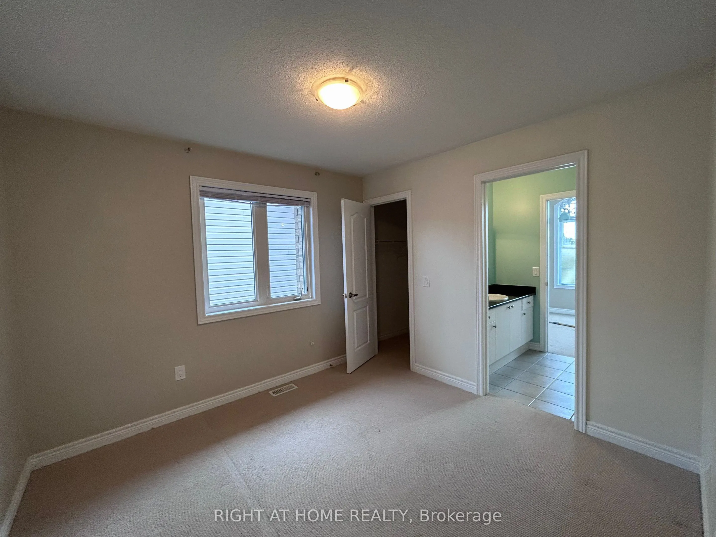 438 Kwapis Boulevard