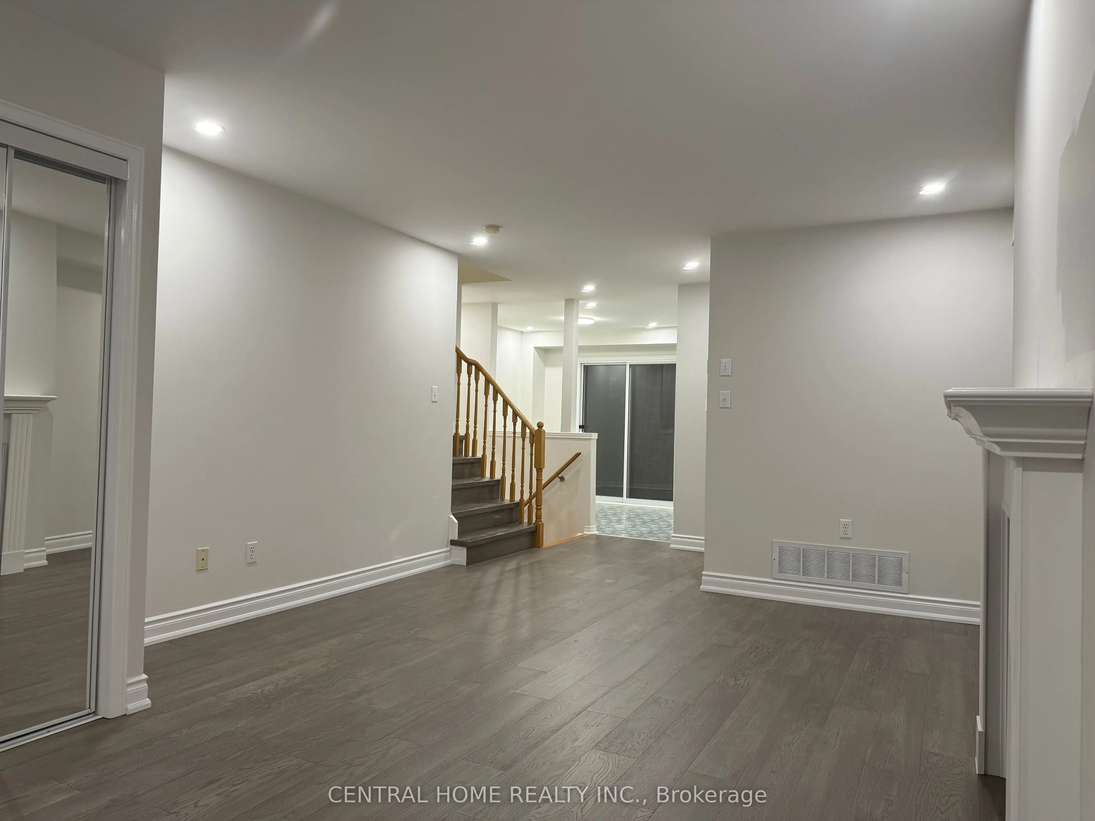 81 Bassett Avenue