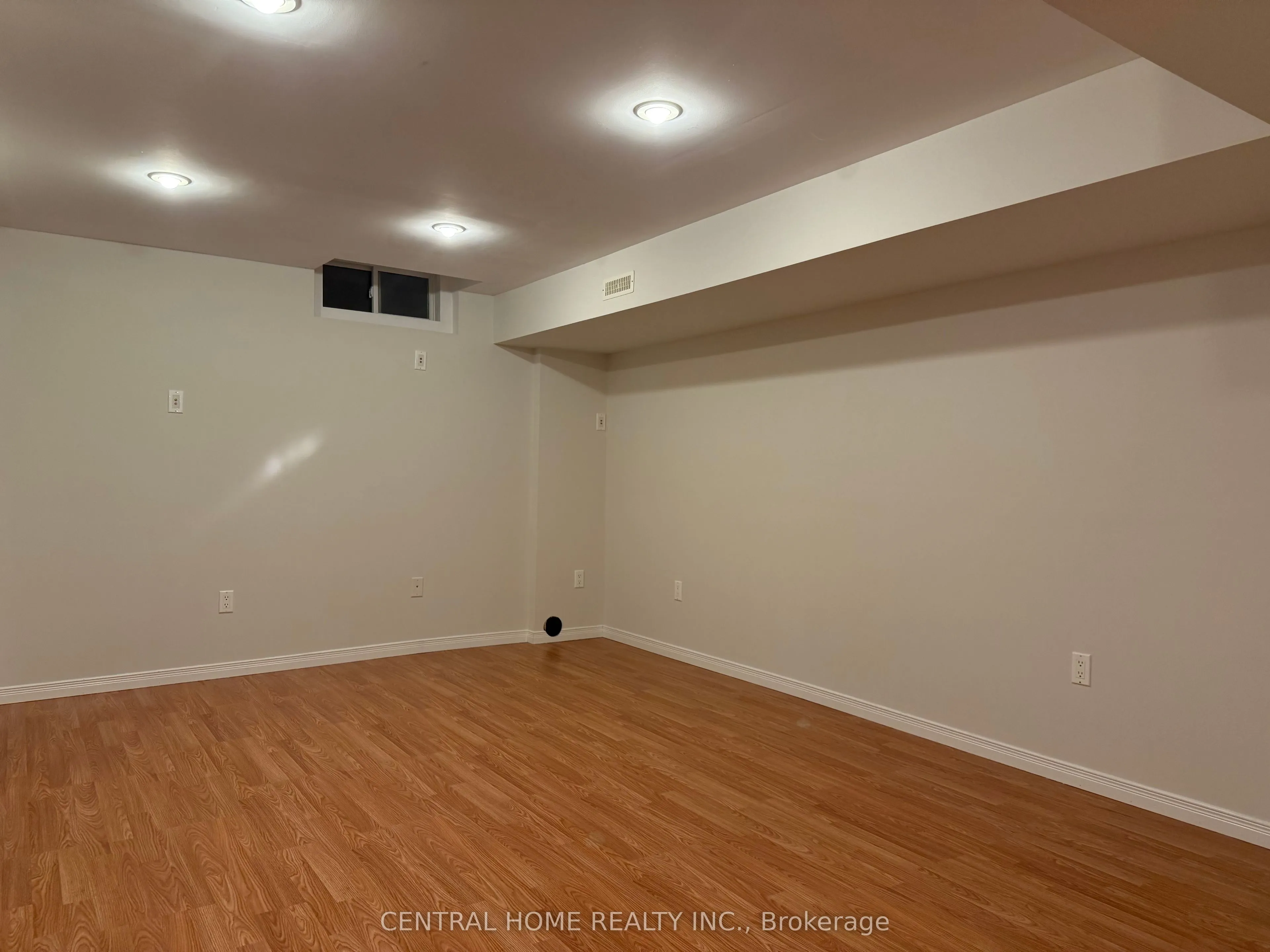 81 Bassett Avenue