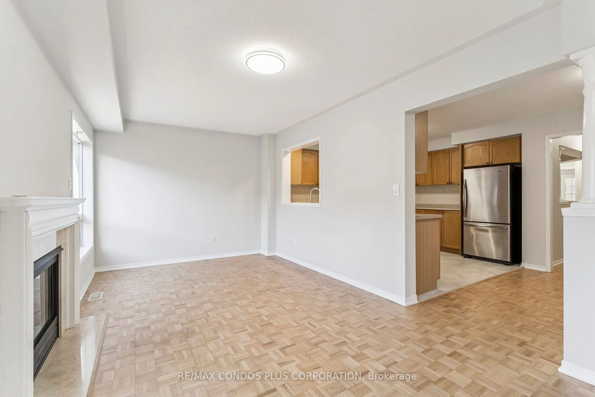 289 Deepsprings Crescent