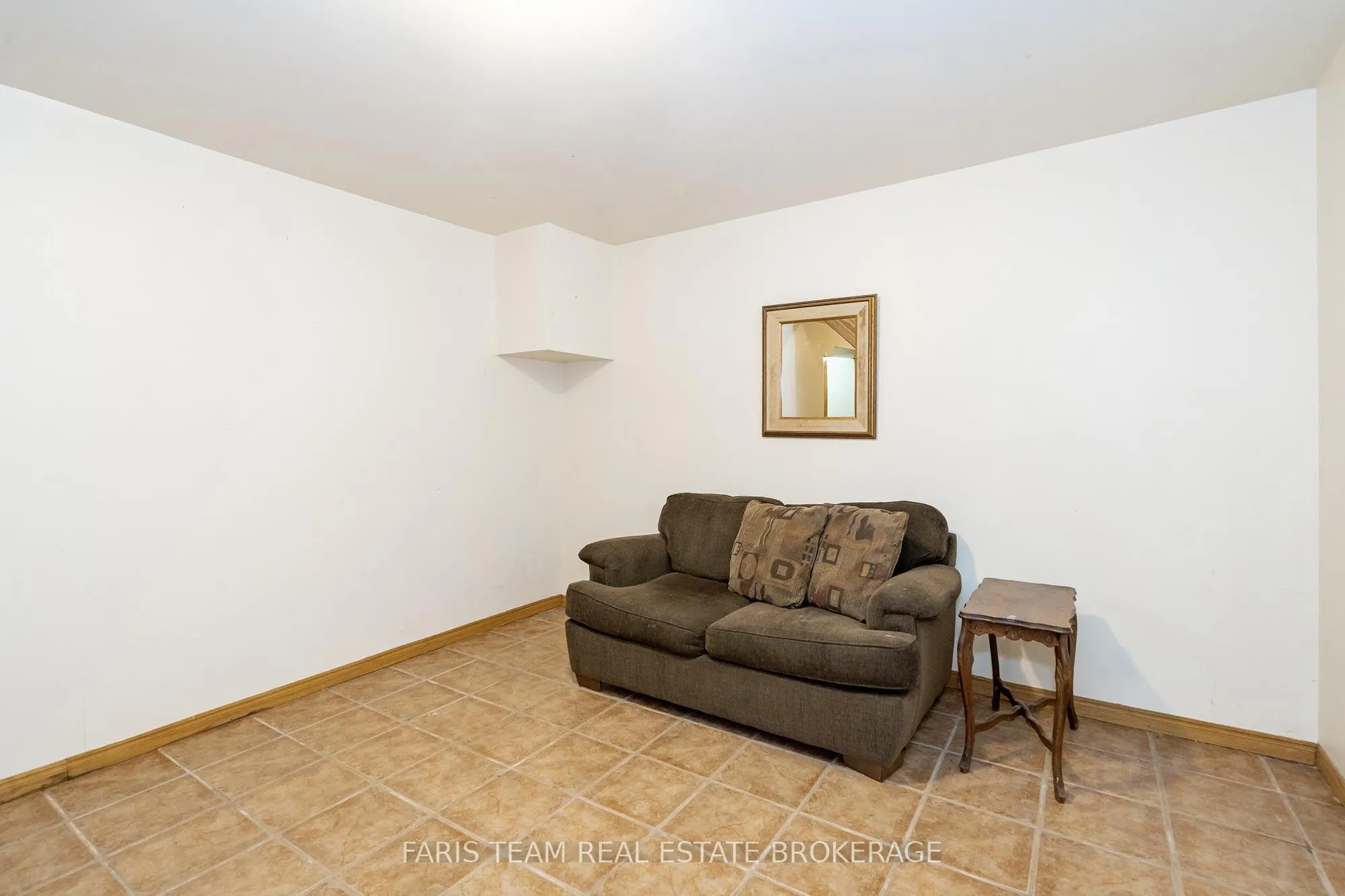 9165 20th Side Road