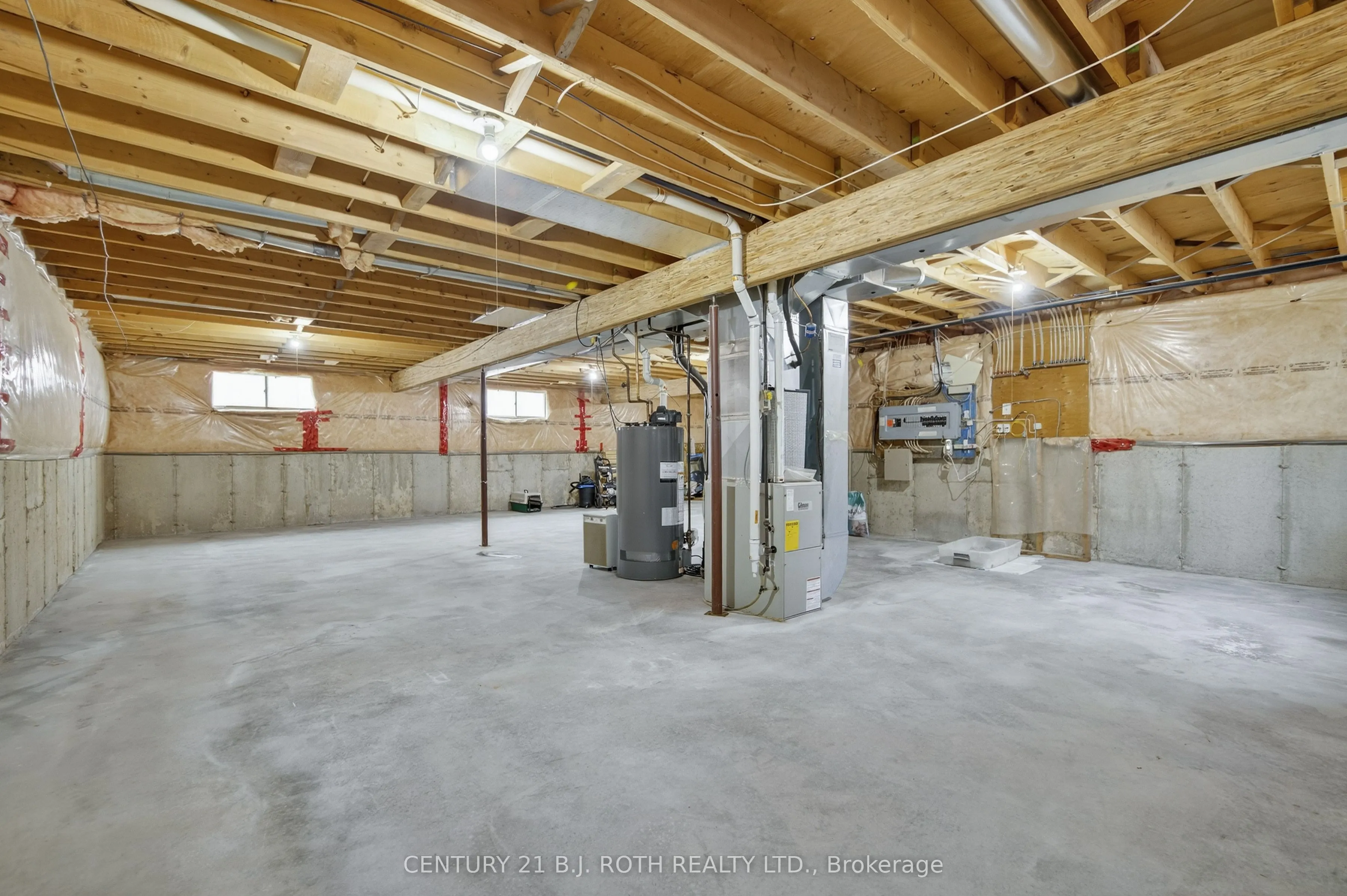 655 Glen Cedar Crescent