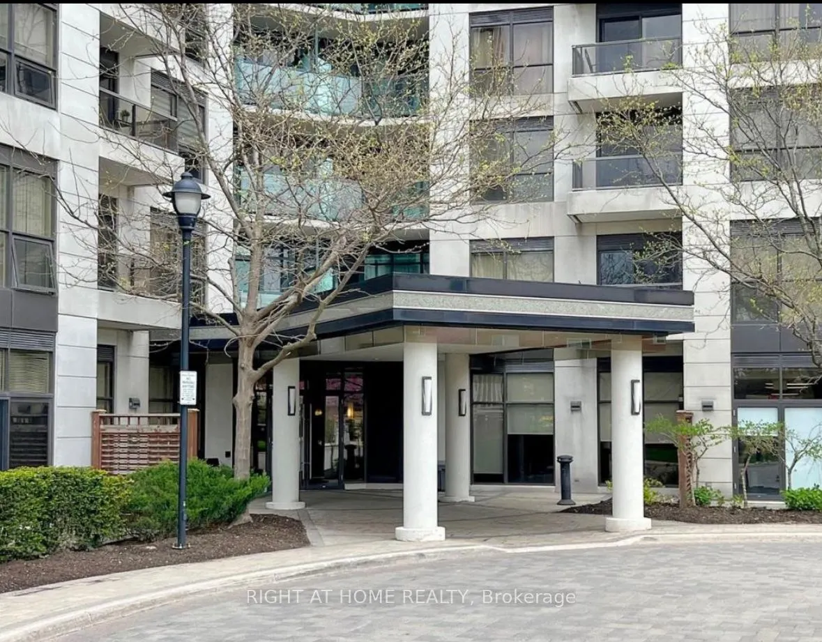 18 Harding Boulevard, #214
