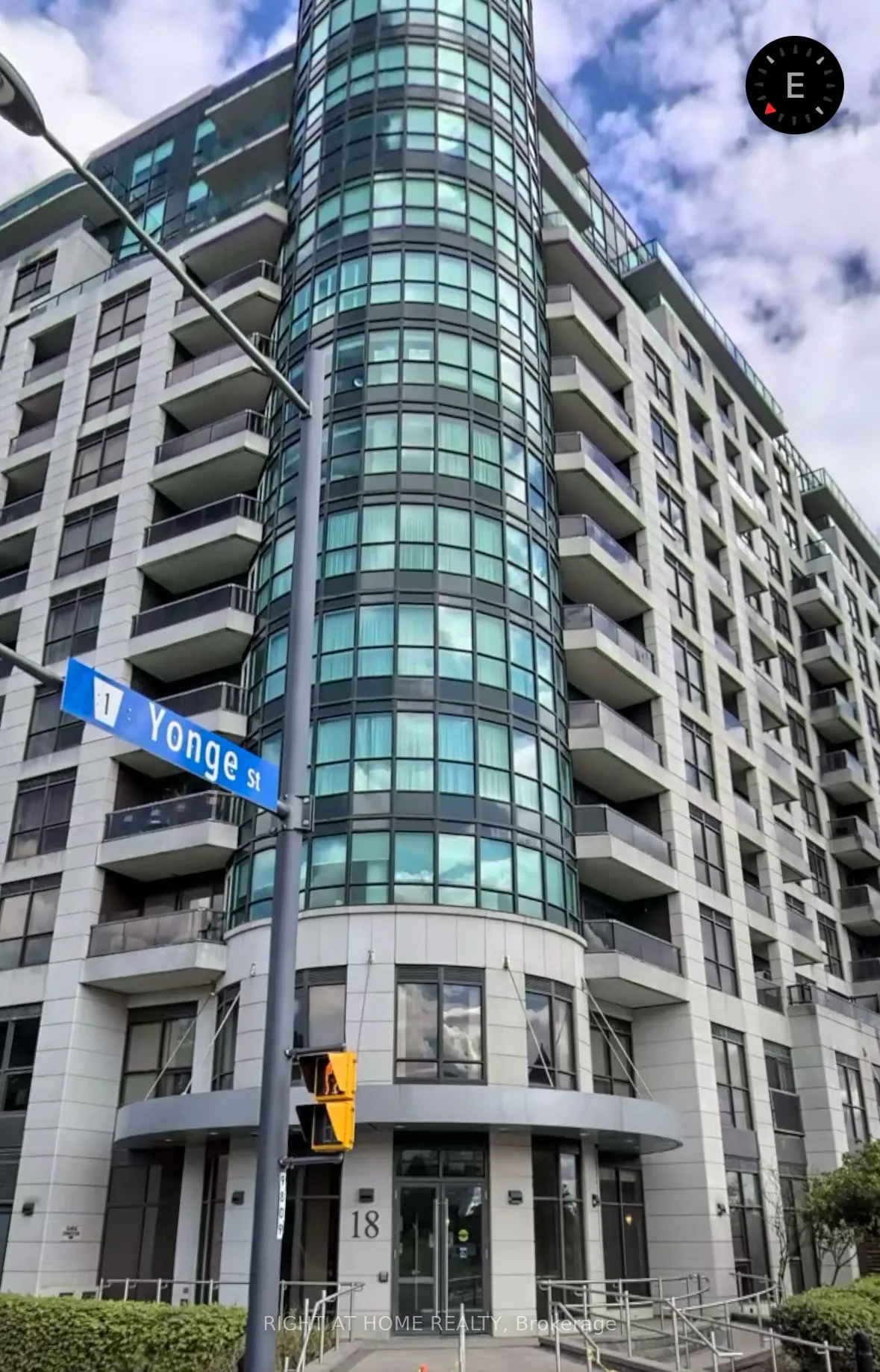 18 Harding Boulevard, #214