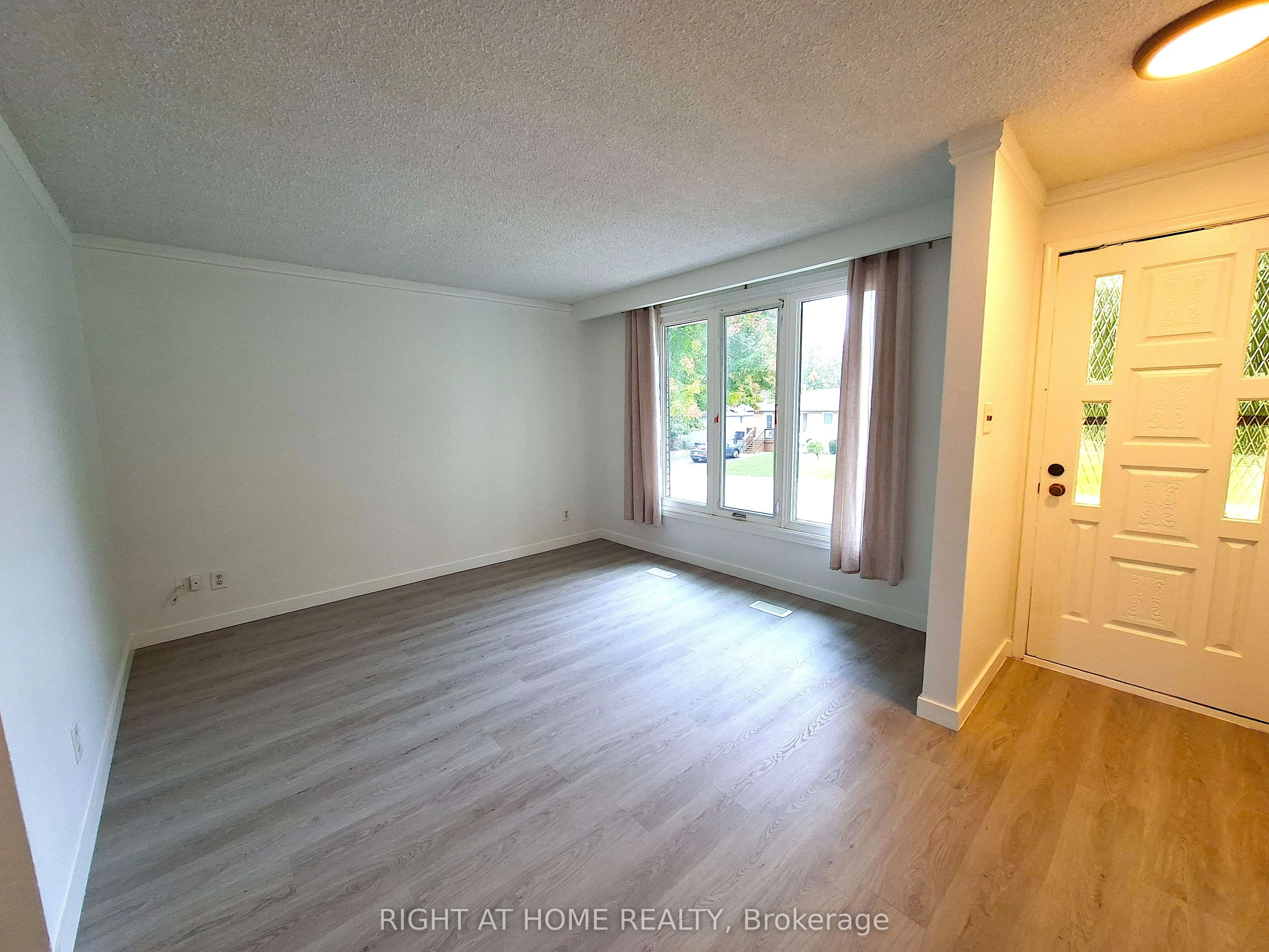 83 Kulpin Avenue