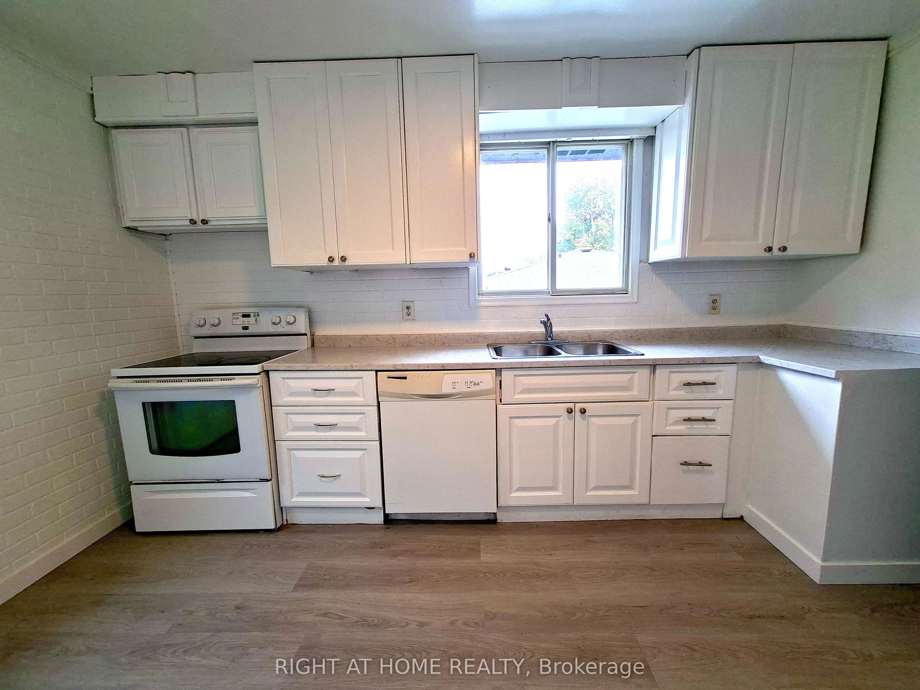 83 Kulpin Avenue