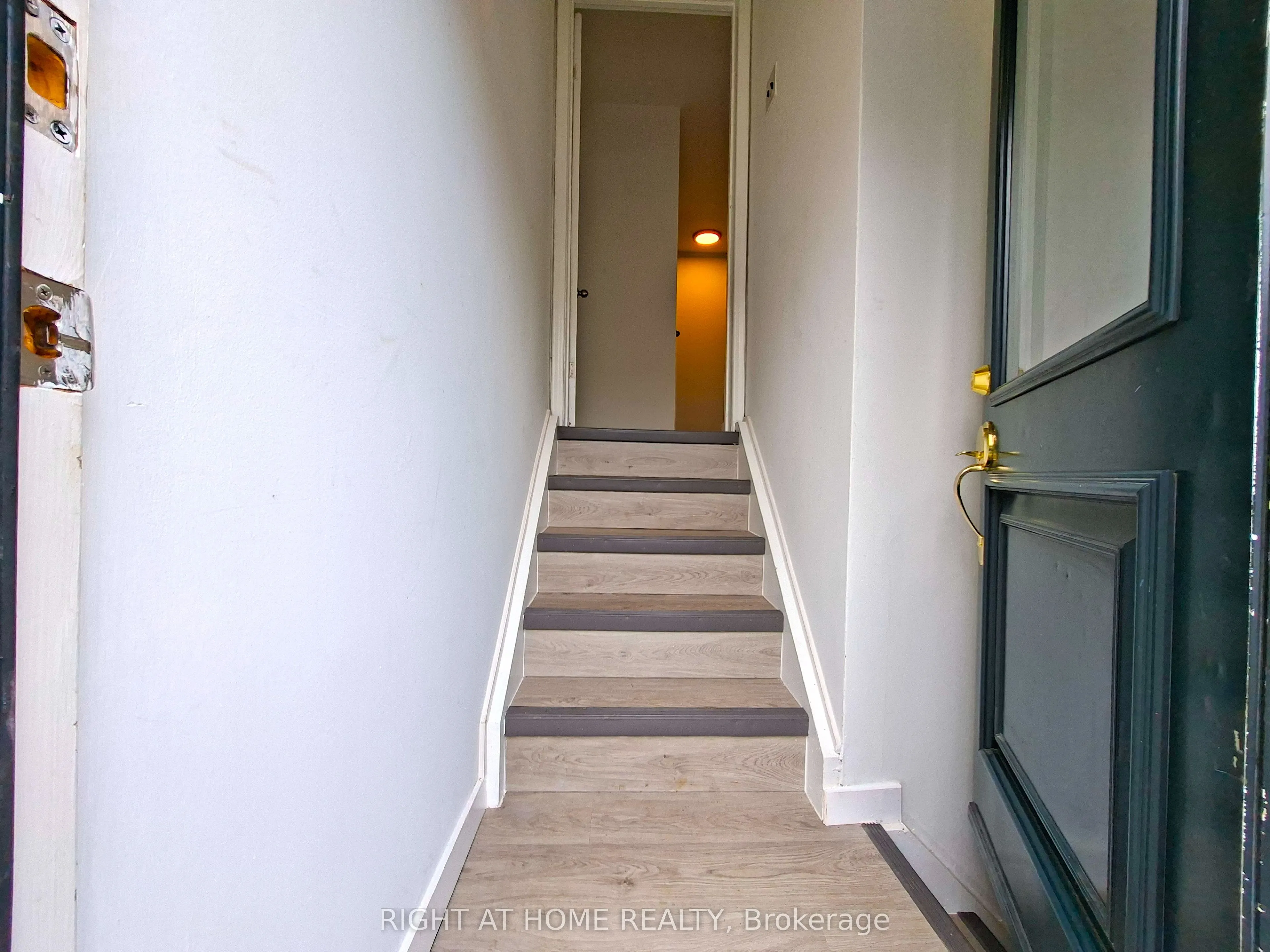 83 Kulpin Avenue