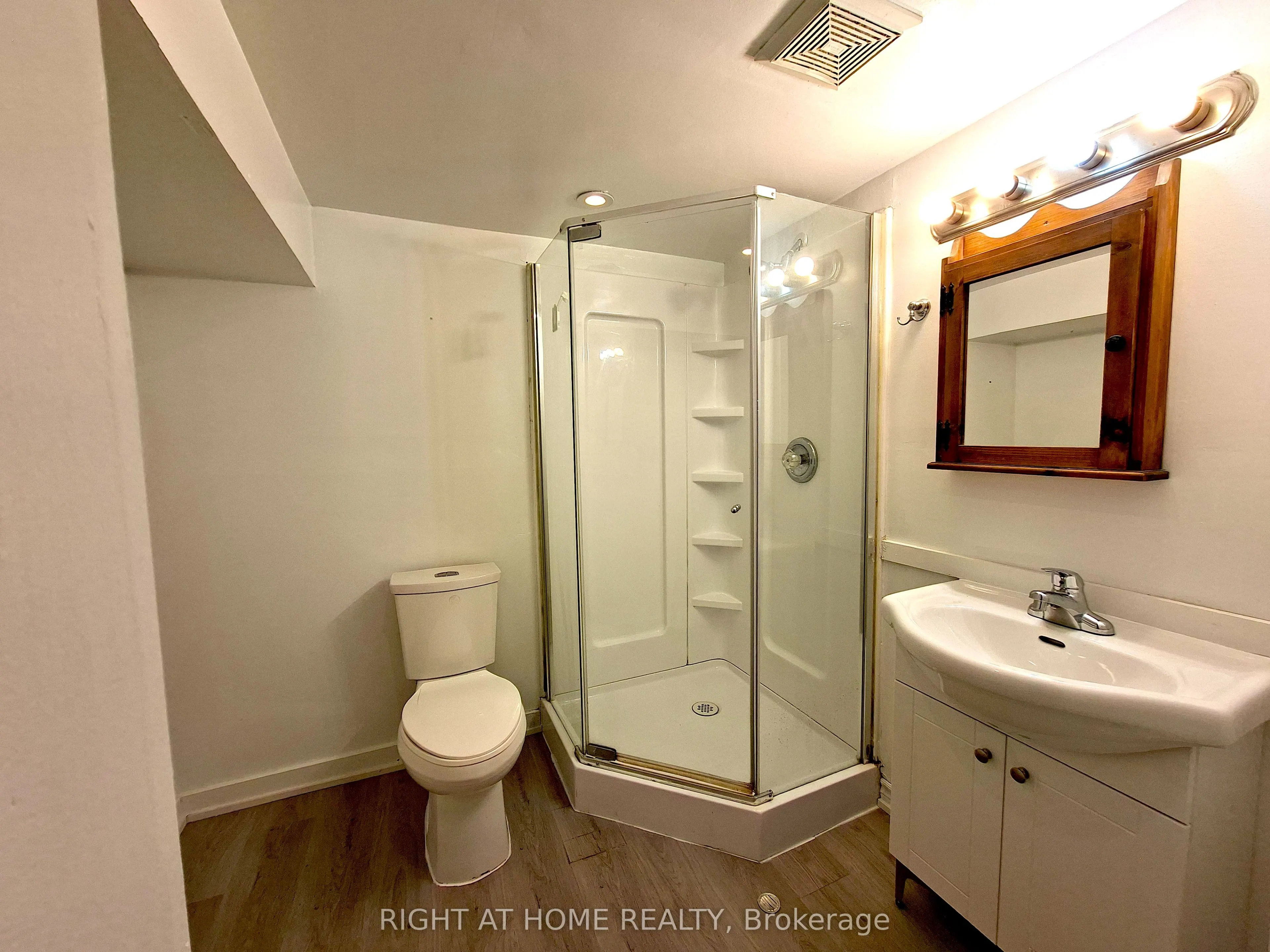 83 Kulpin Avenue