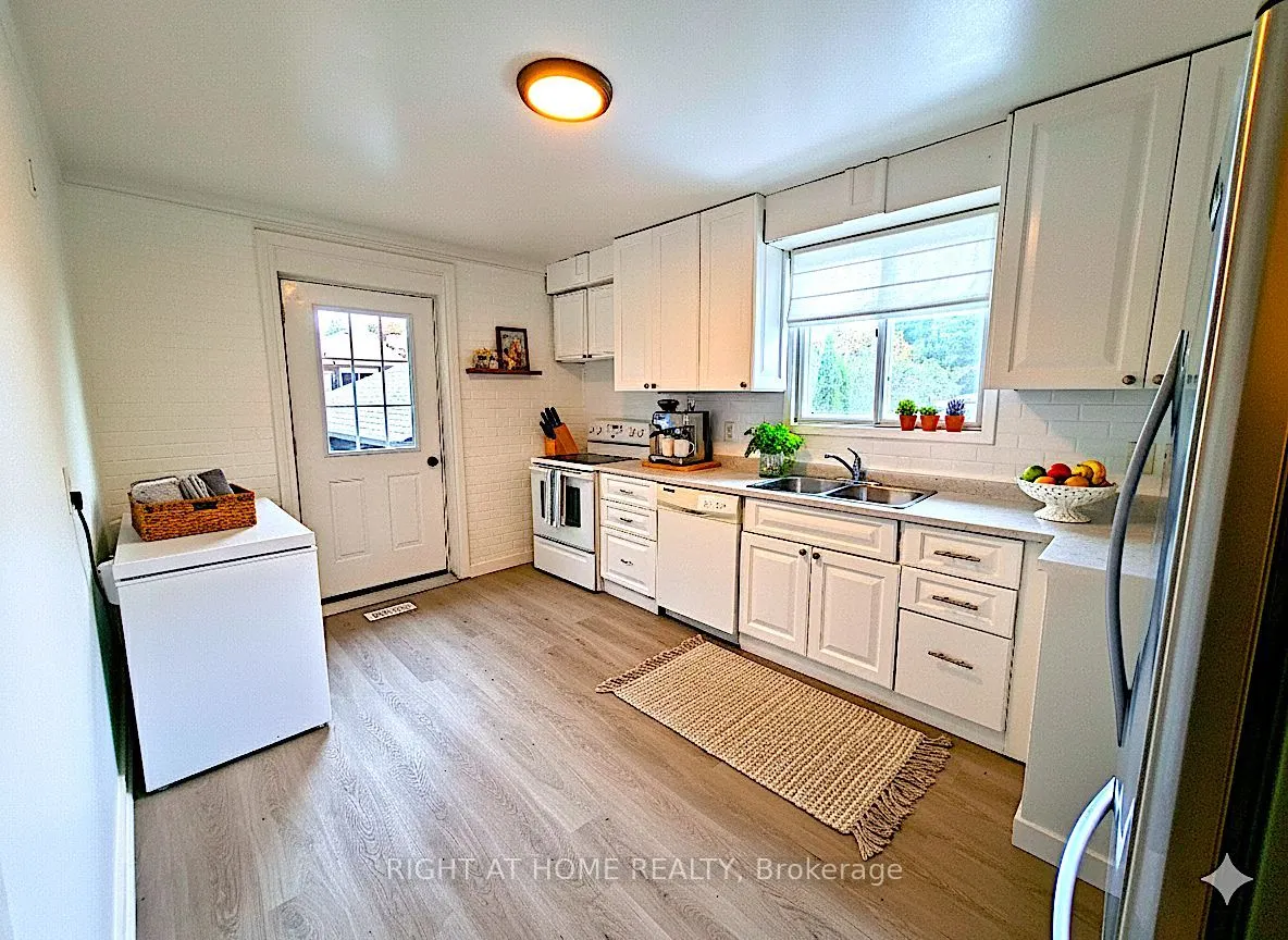 83 Kulpin Avenue