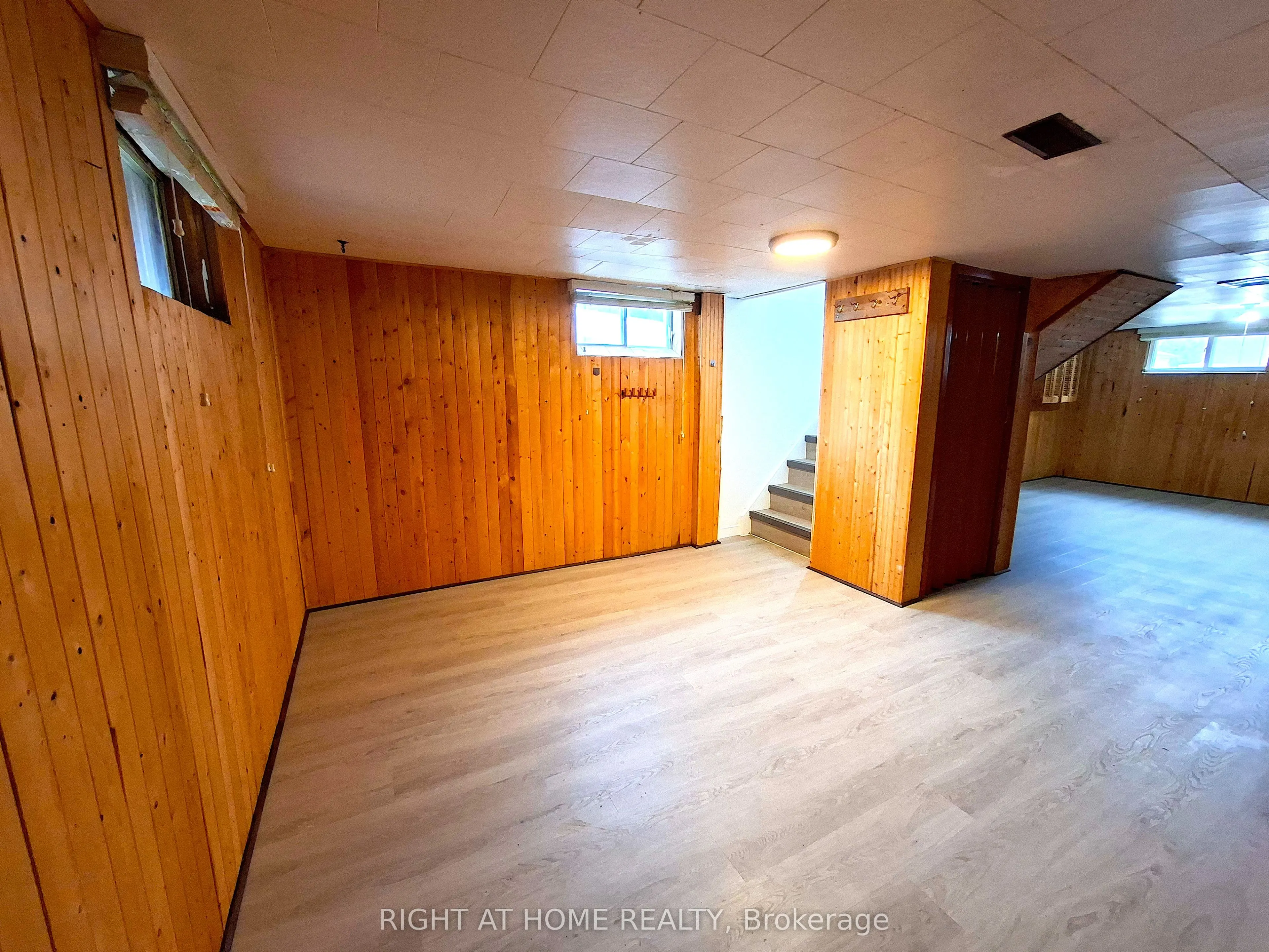 83 Kulpin Avenue