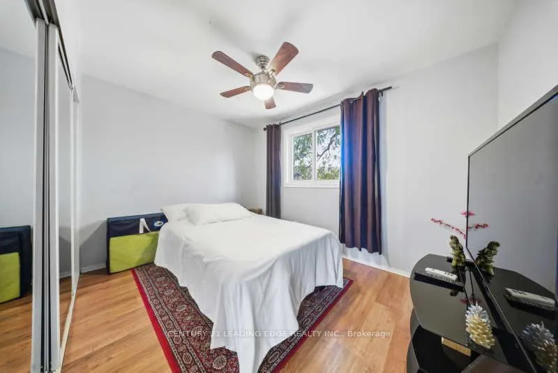 55 Lake Drive N