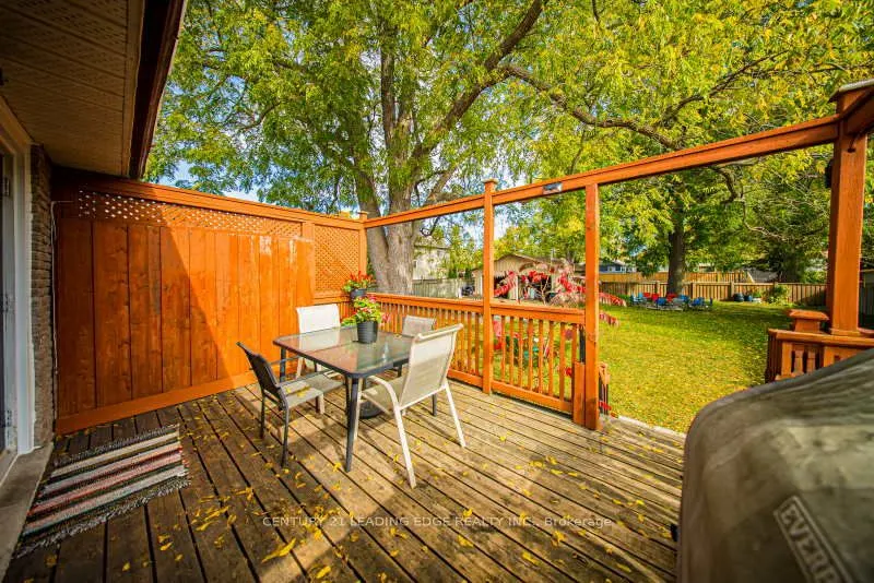 55 Lake Drive N