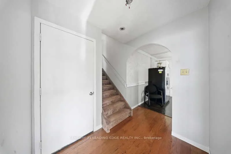 55 Lake Drive N