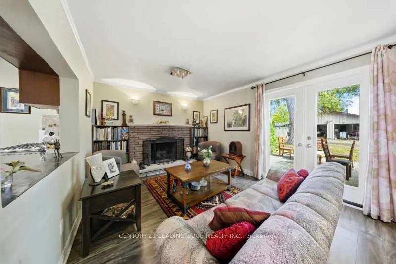 55 Lake Drive N