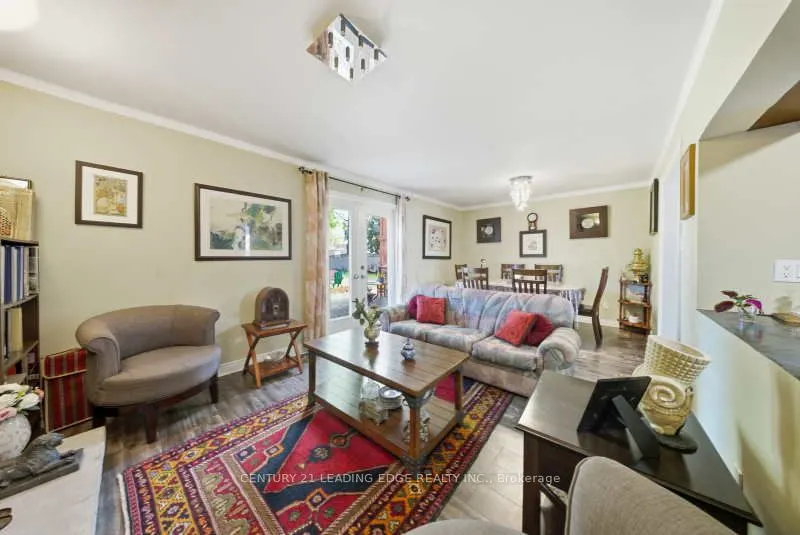 55 Lake Drive N