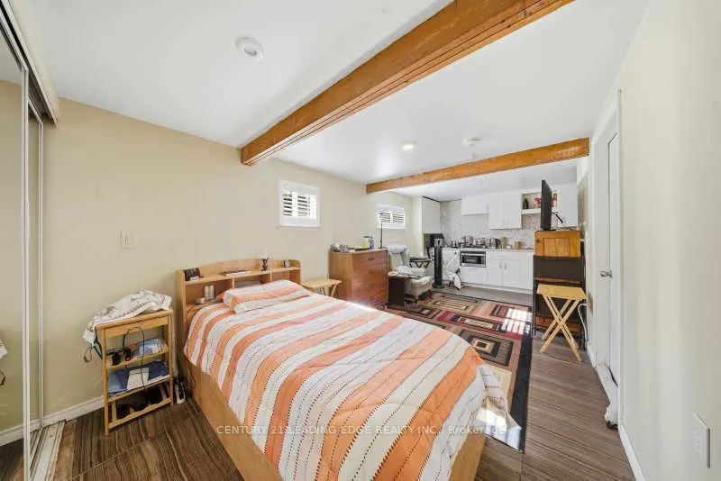 55 Lake Drive N