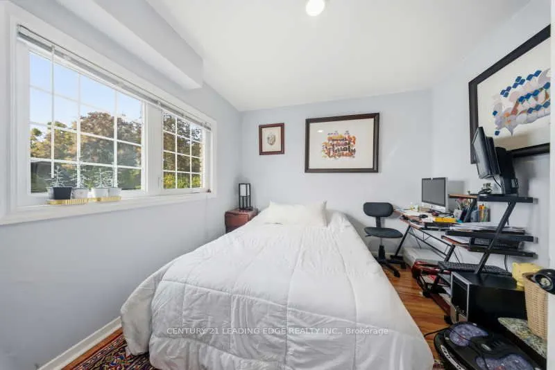 55 Lake Drive N