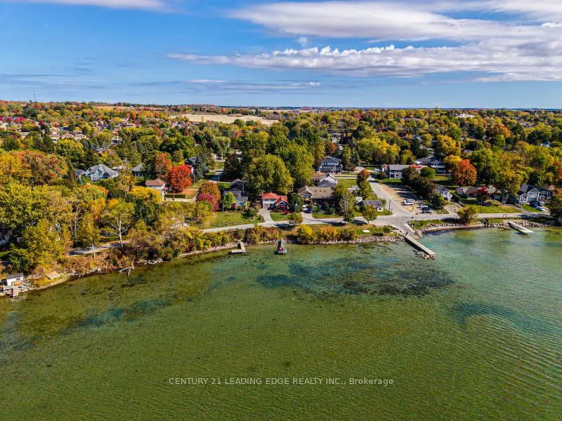 55 Lake Drive N