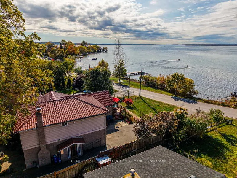 55 Lake Drive N