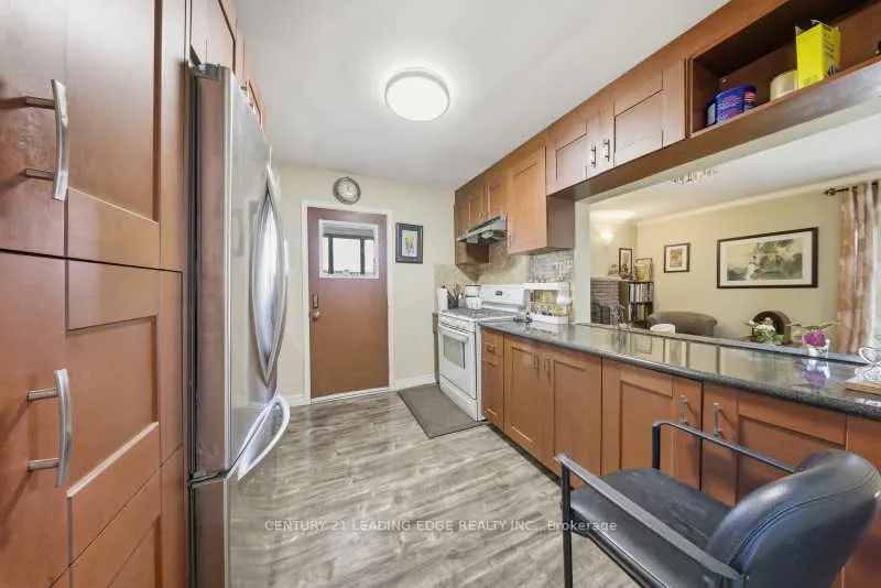 55 Lake Drive N
