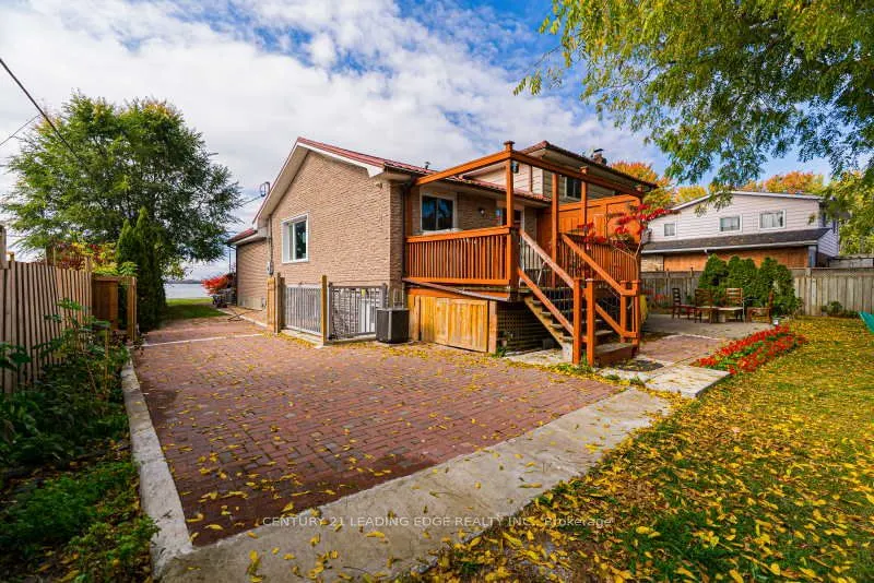 55 Lake Drive N