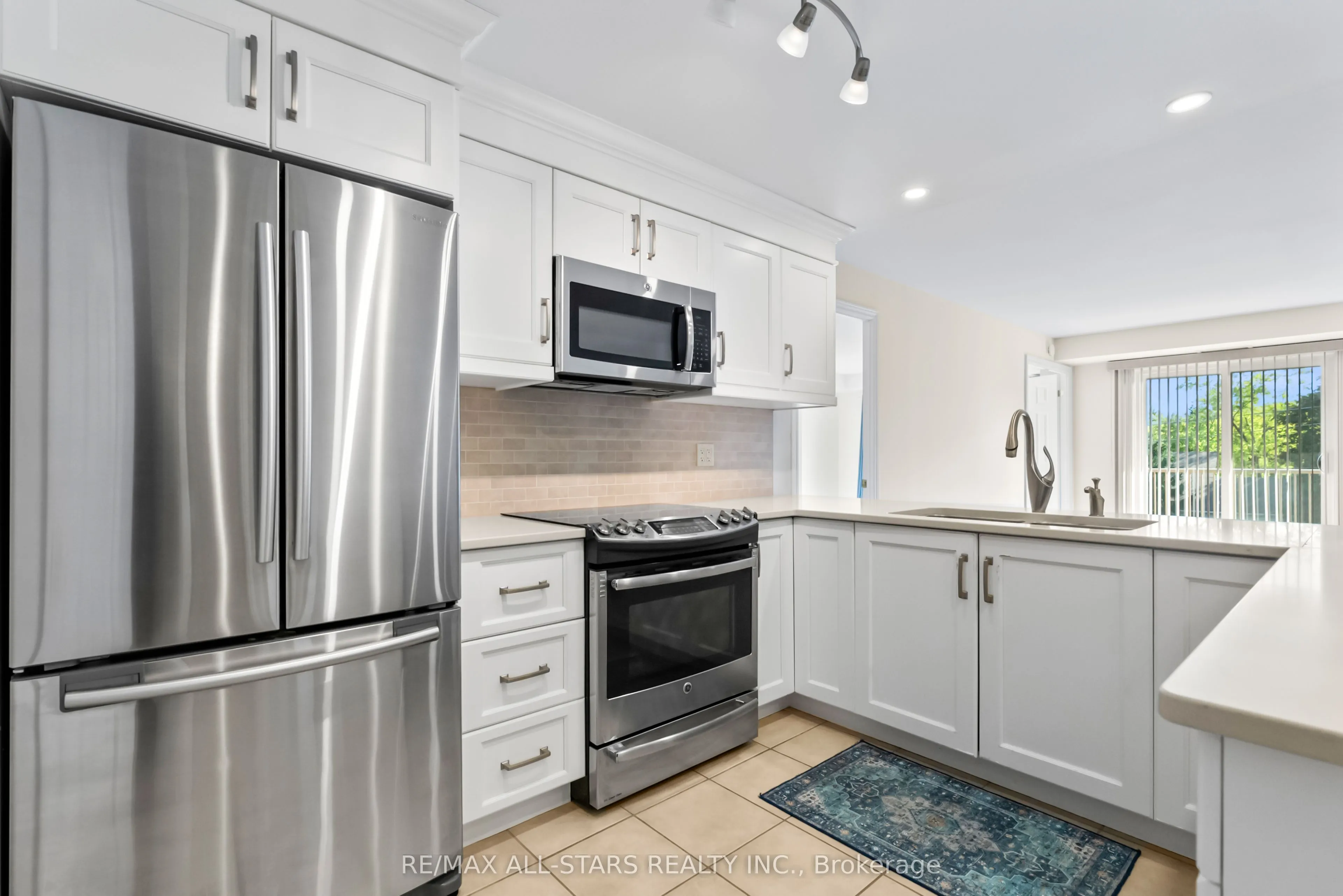 22 James Hill Court, #210