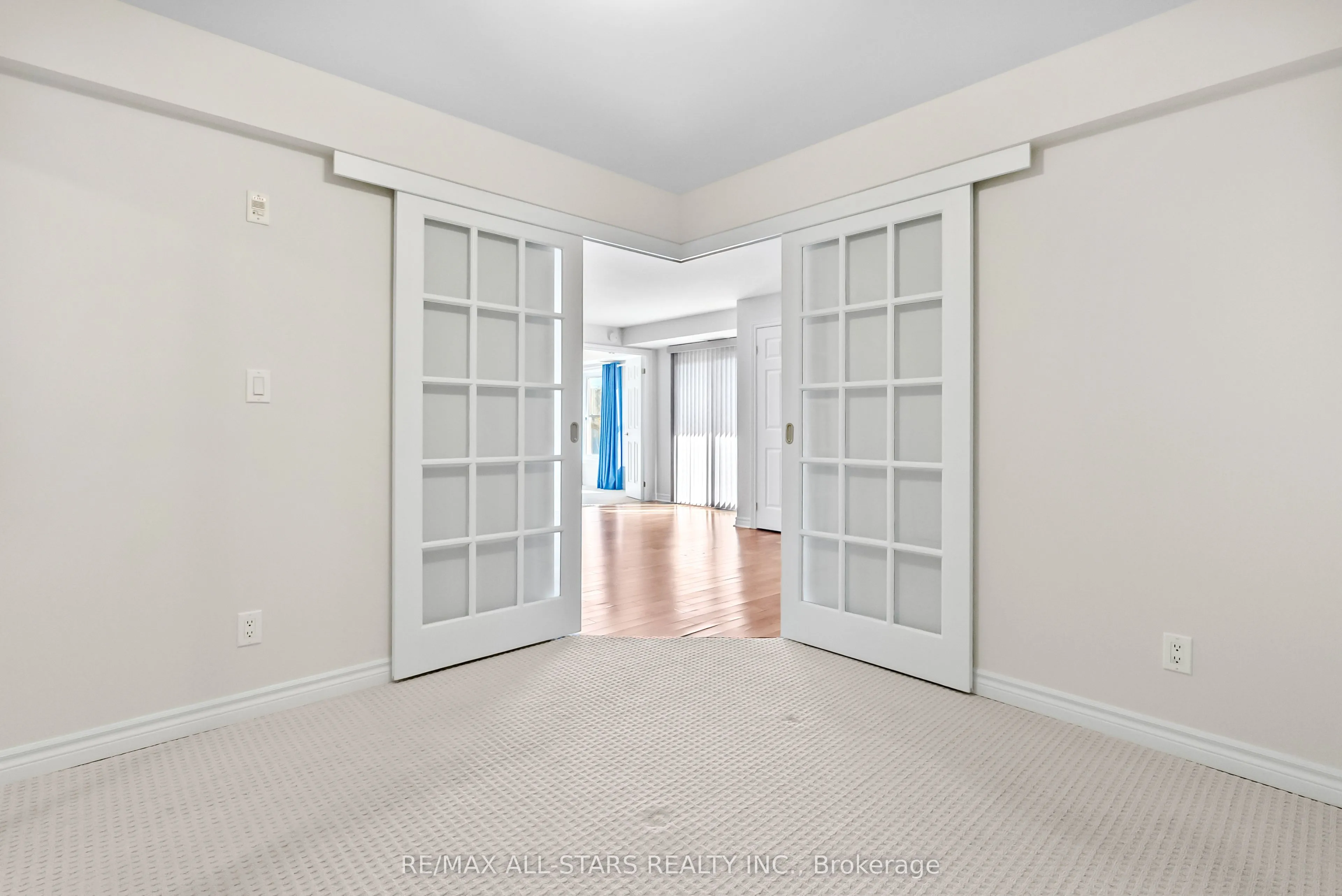 22 James Hill Court, #210