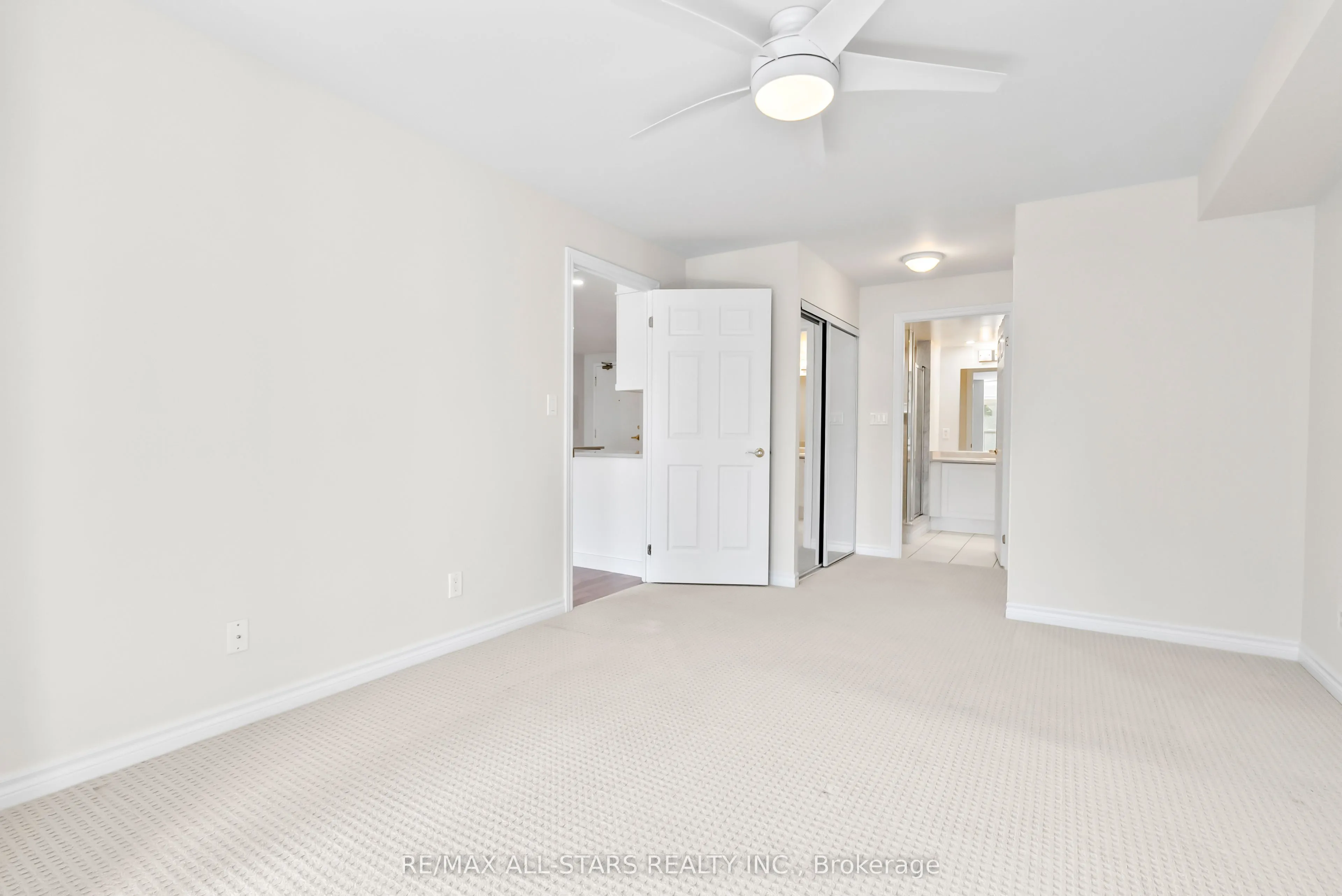22 James Hill Court, #210