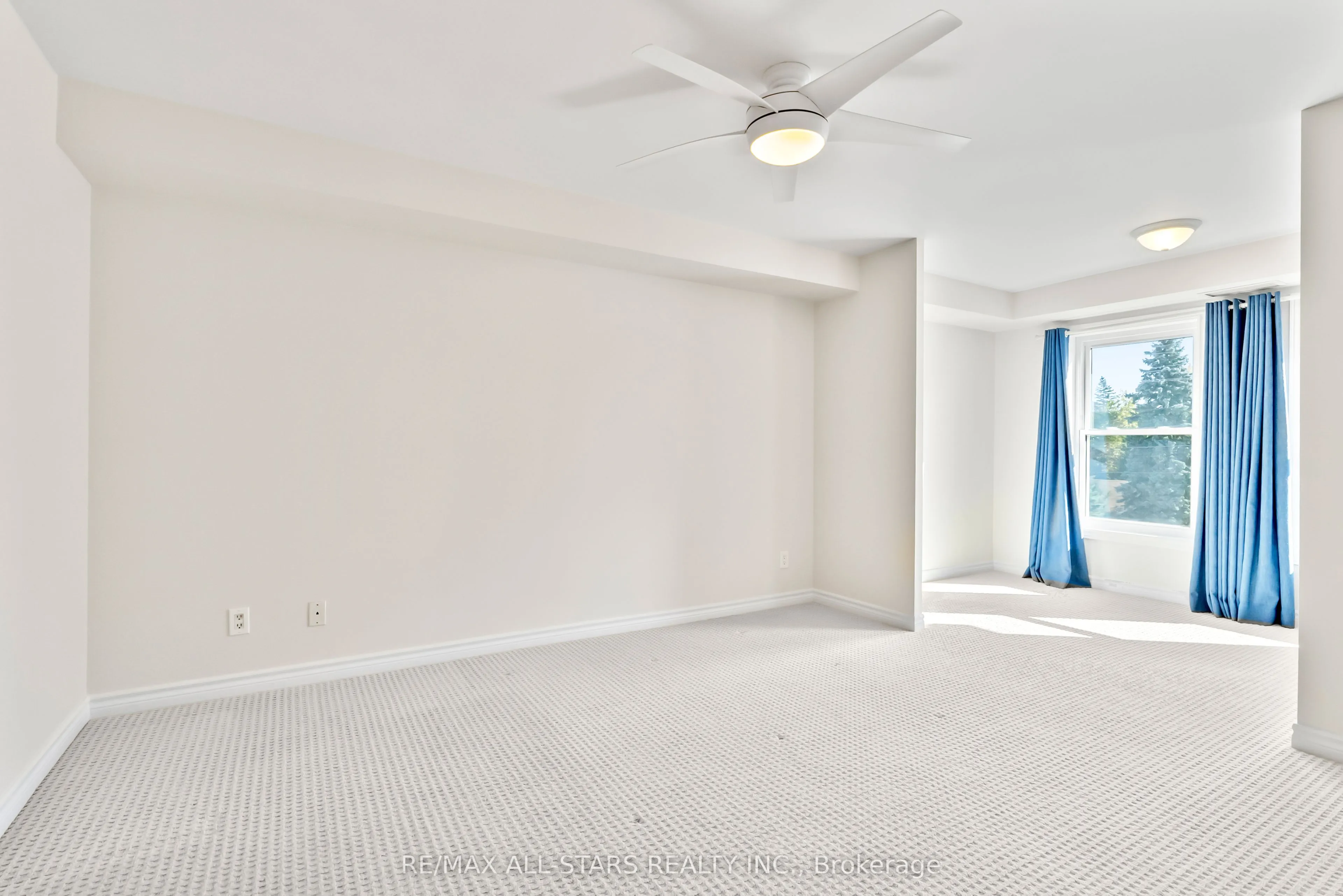 22 James Hill Court, #210