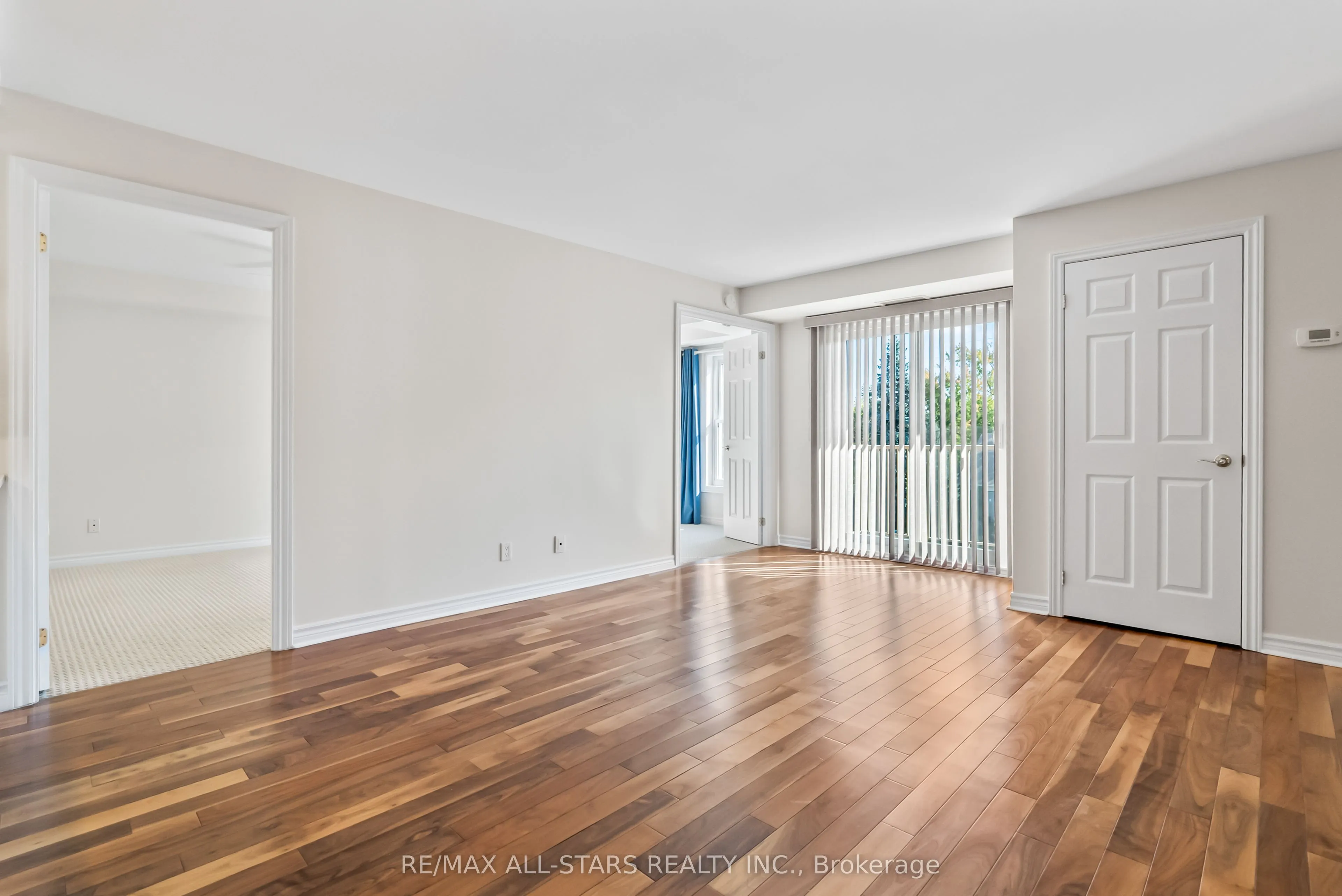 22 James Hill Court, #210