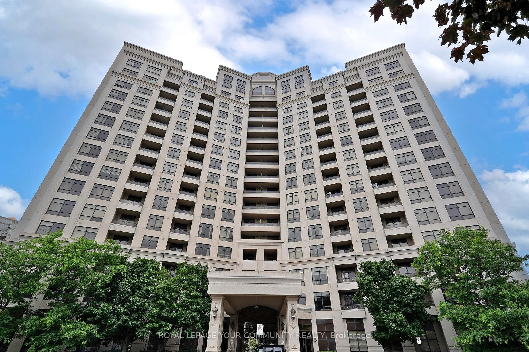 9225 Jane Street, #910