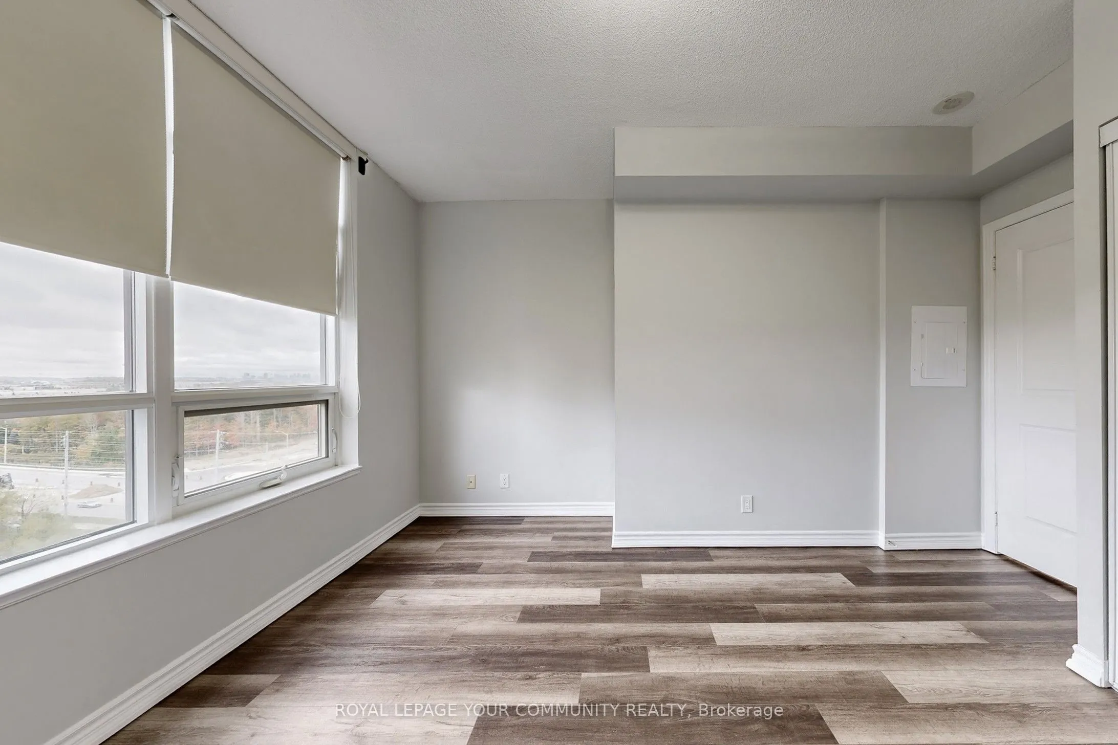 9225 Jane Street, #910