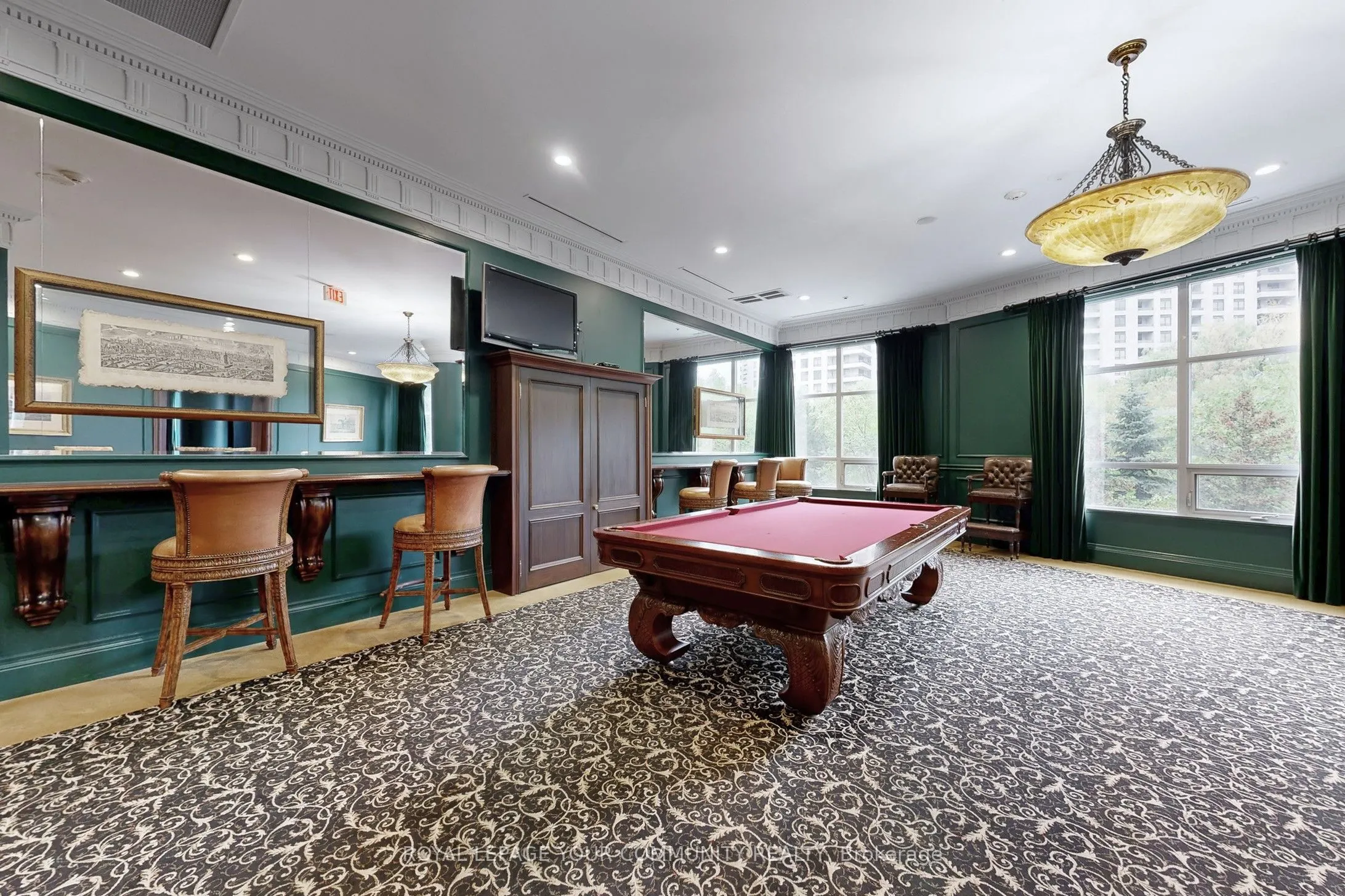 9225 Jane Street, #910