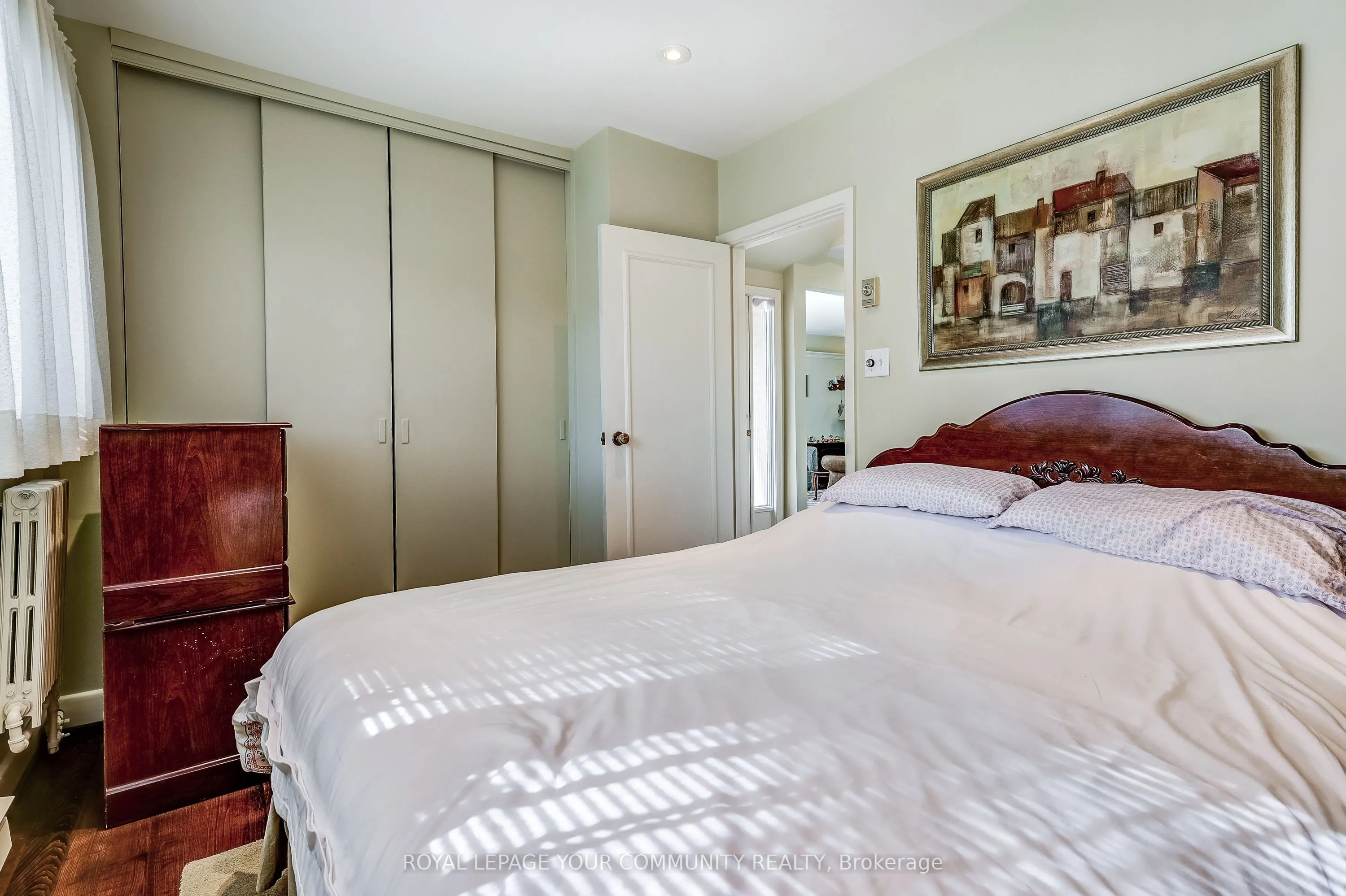 2 Rougecrest Drive