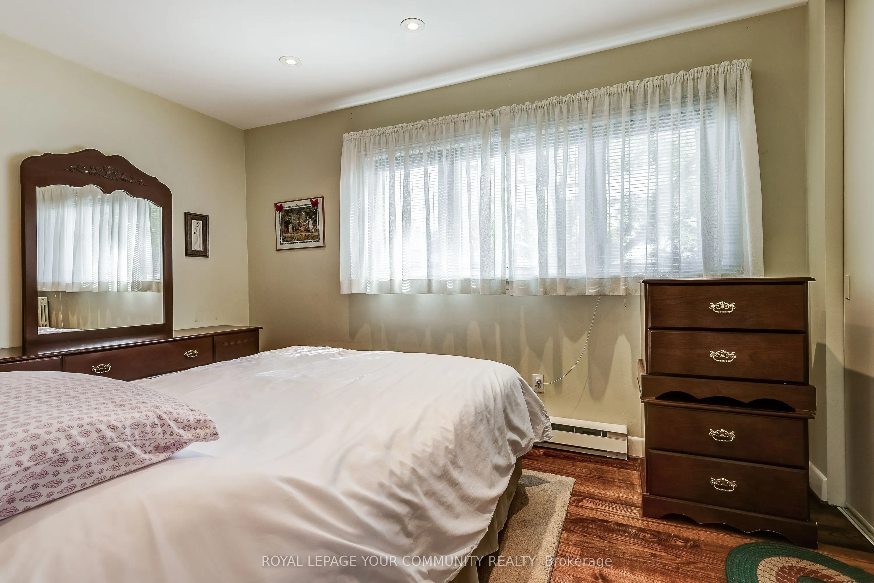 2 Rougecrest Drive