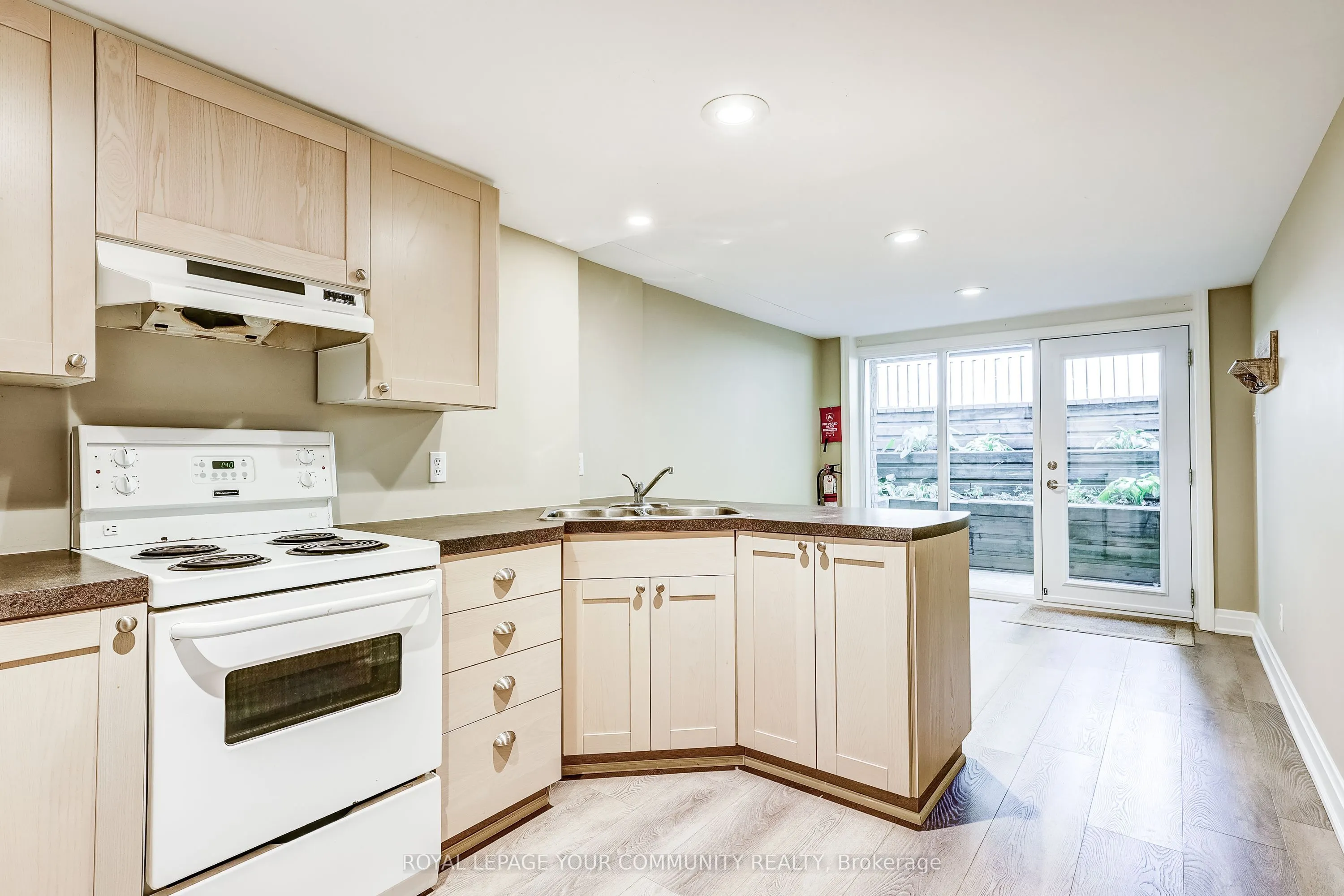 2 Rougecrest Drive