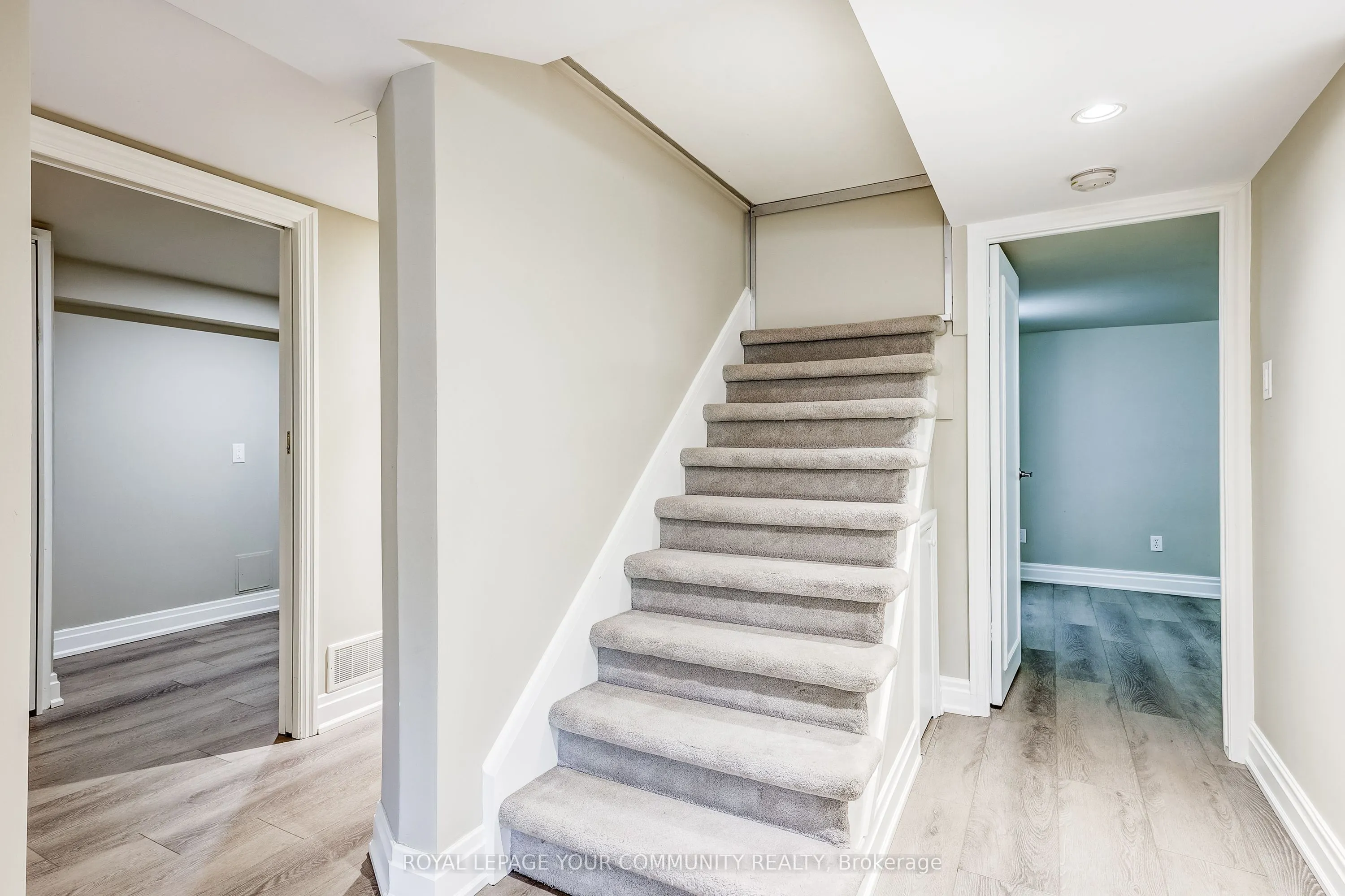 2 Rougecrest Drive