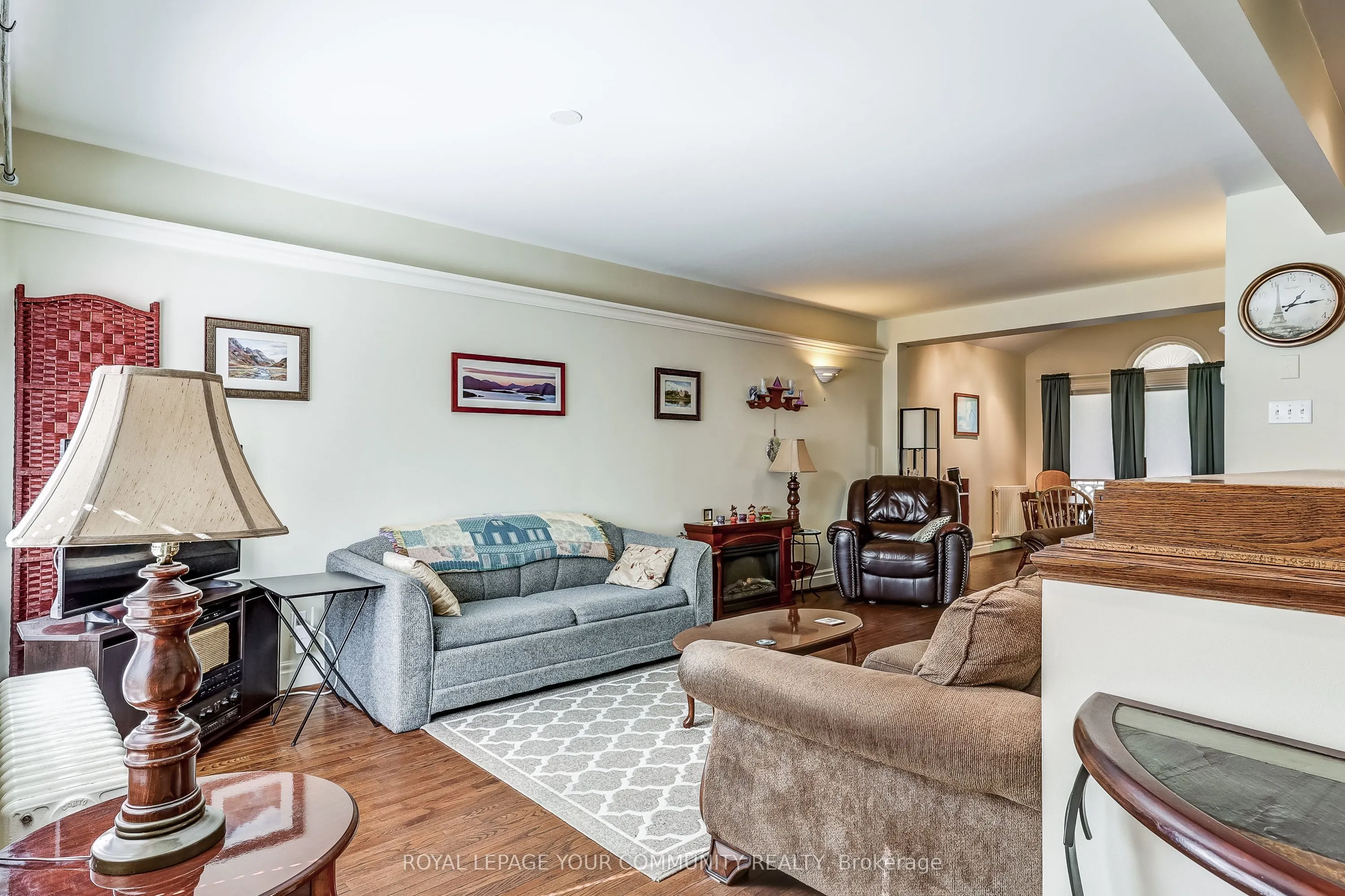 2 Rougecrest Drive