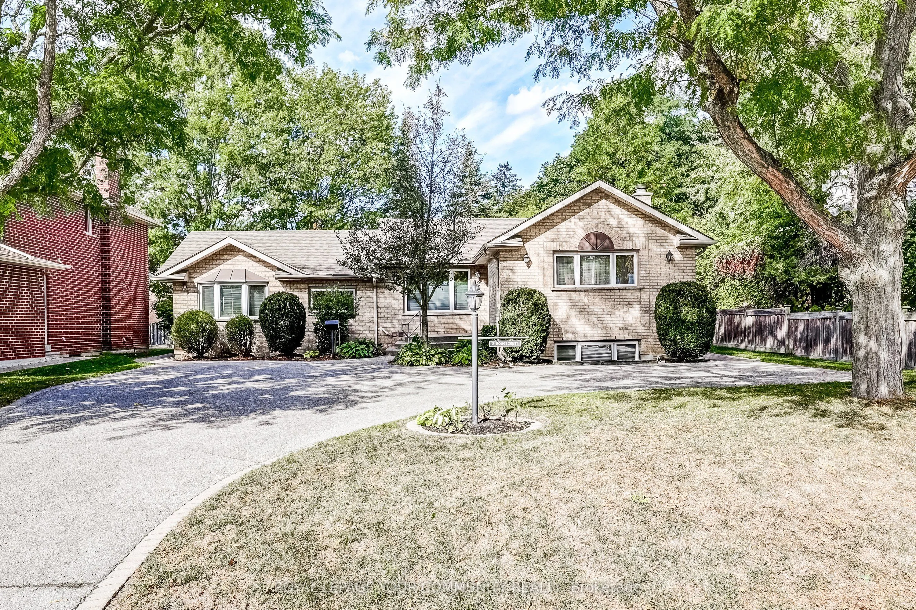 2 Rougecrest Drive