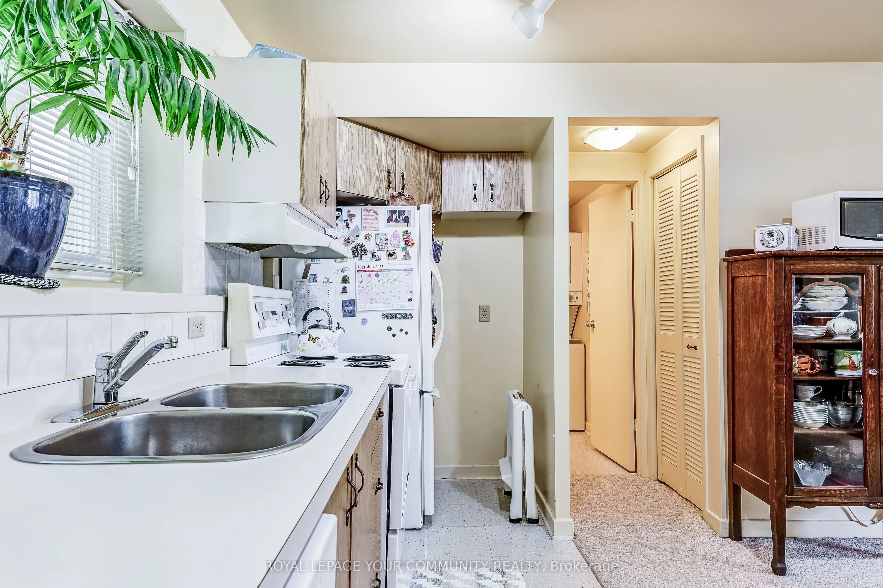 2 Rougecrest Drive