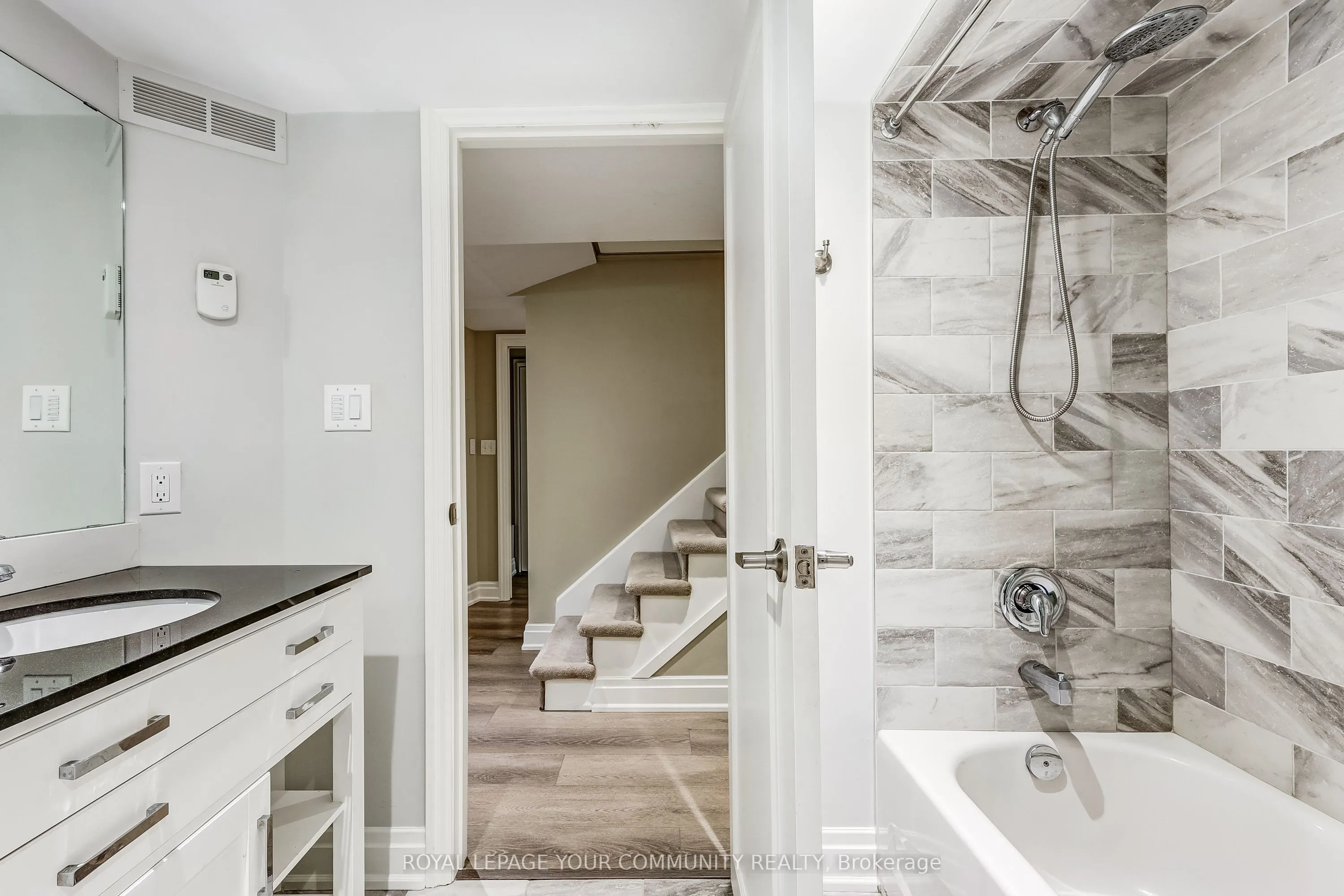 2 Rougecrest Drive
