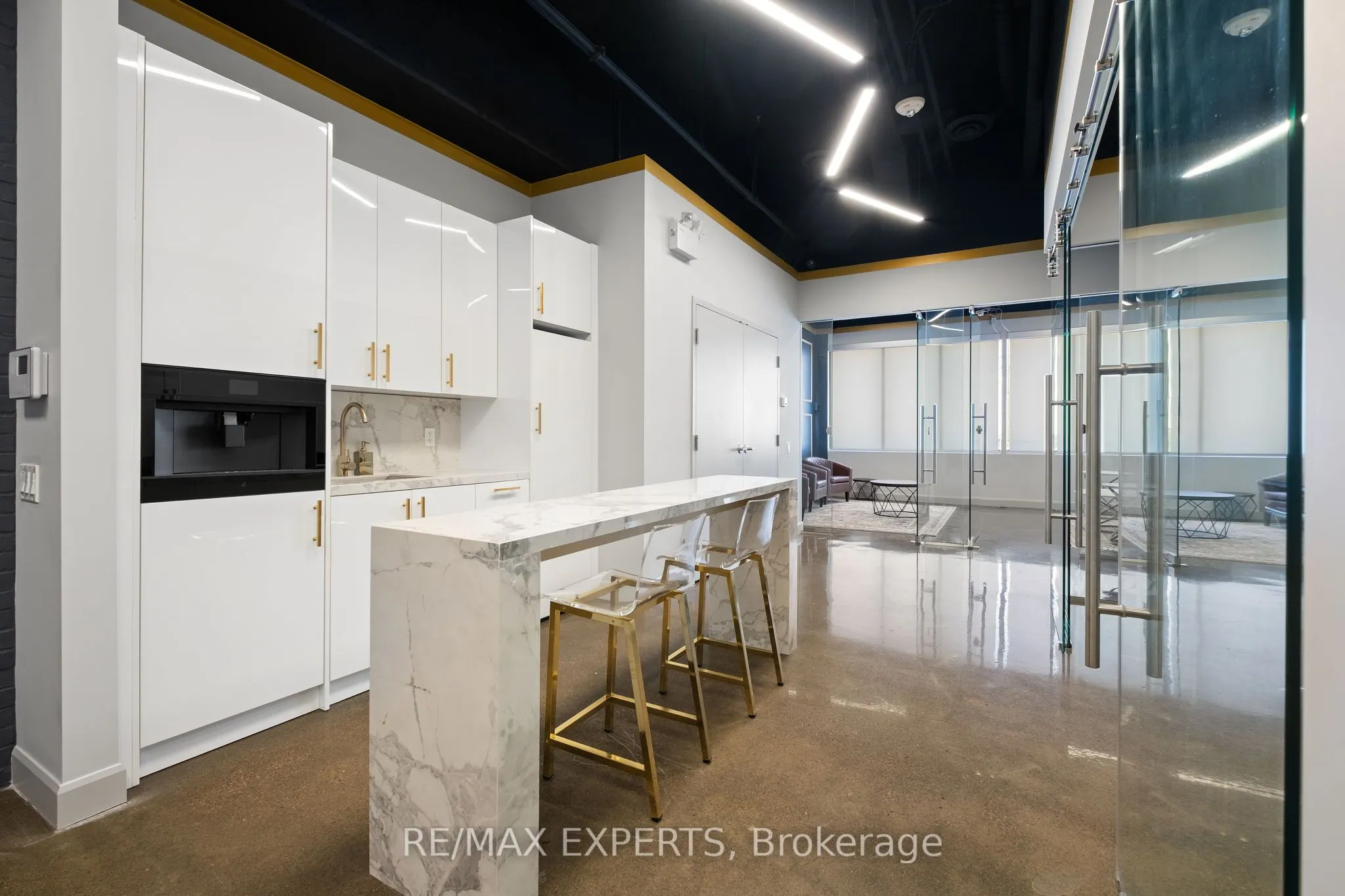 7777 Weston Road, #207