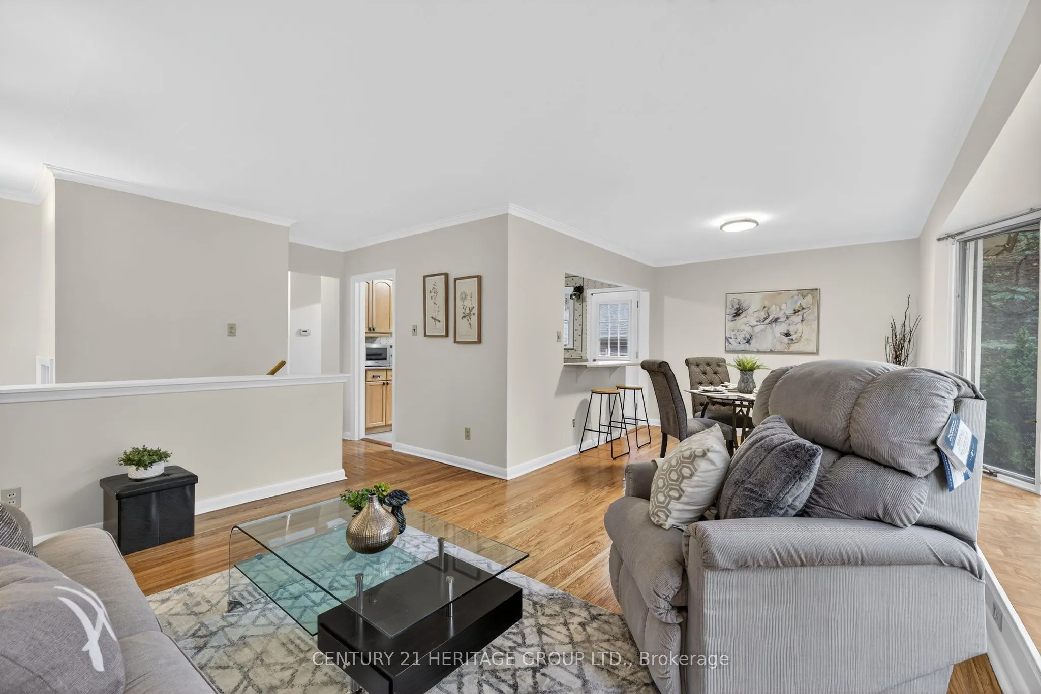 49 Bayview Parkway