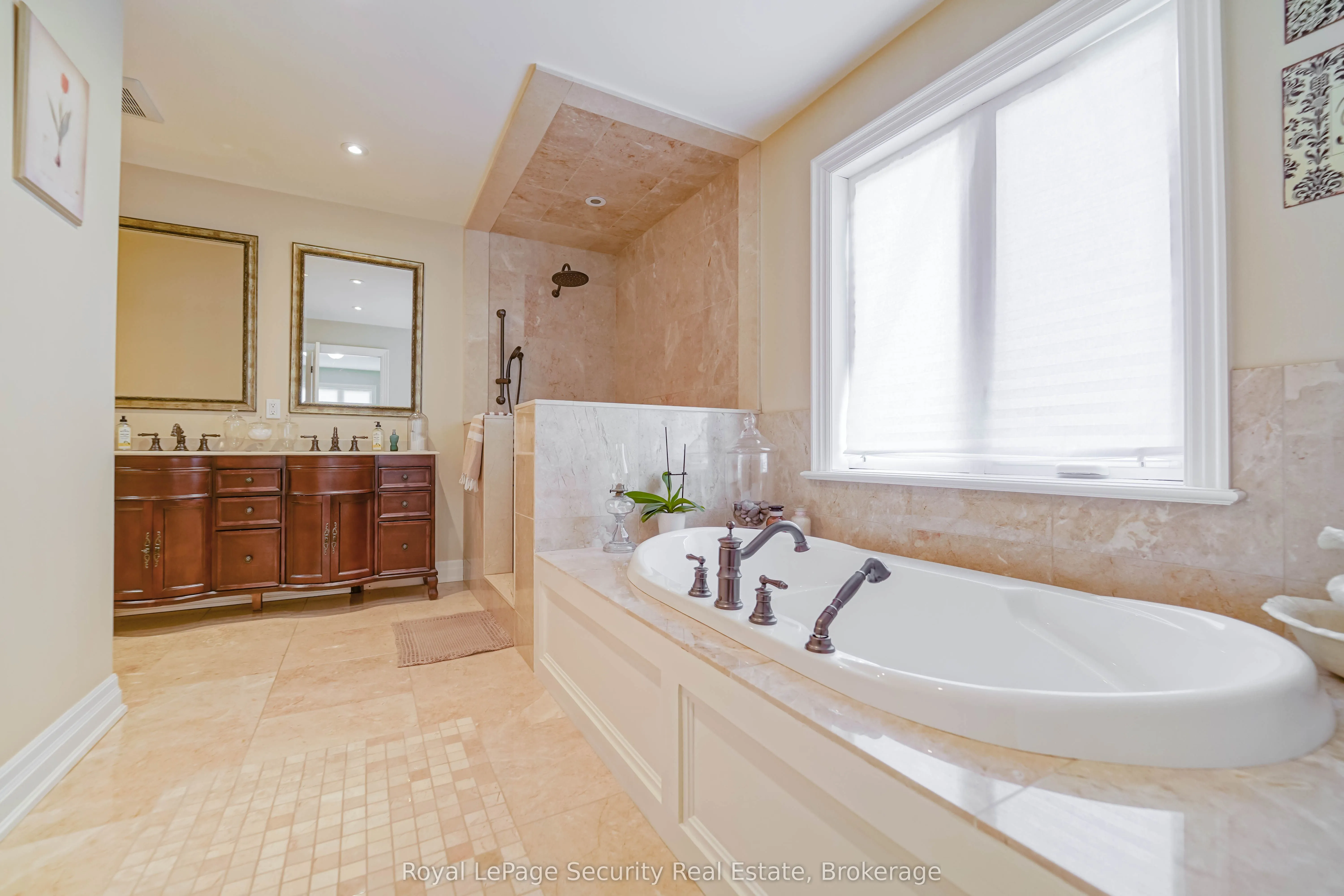 7 Trimingham Court