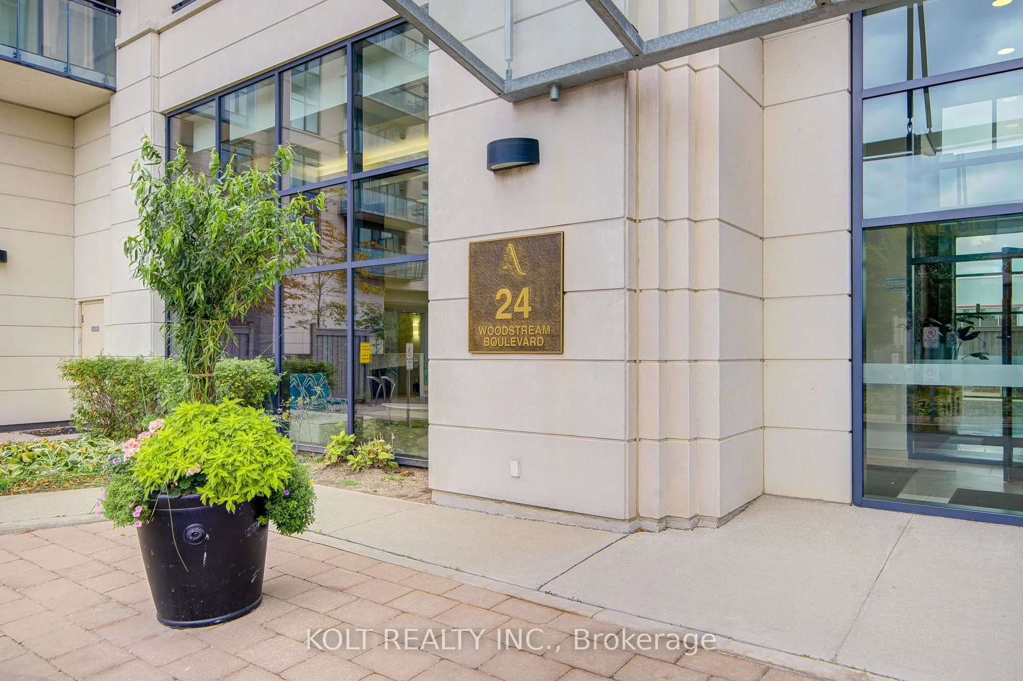 24 Woodstream Boulevard, #PH1013