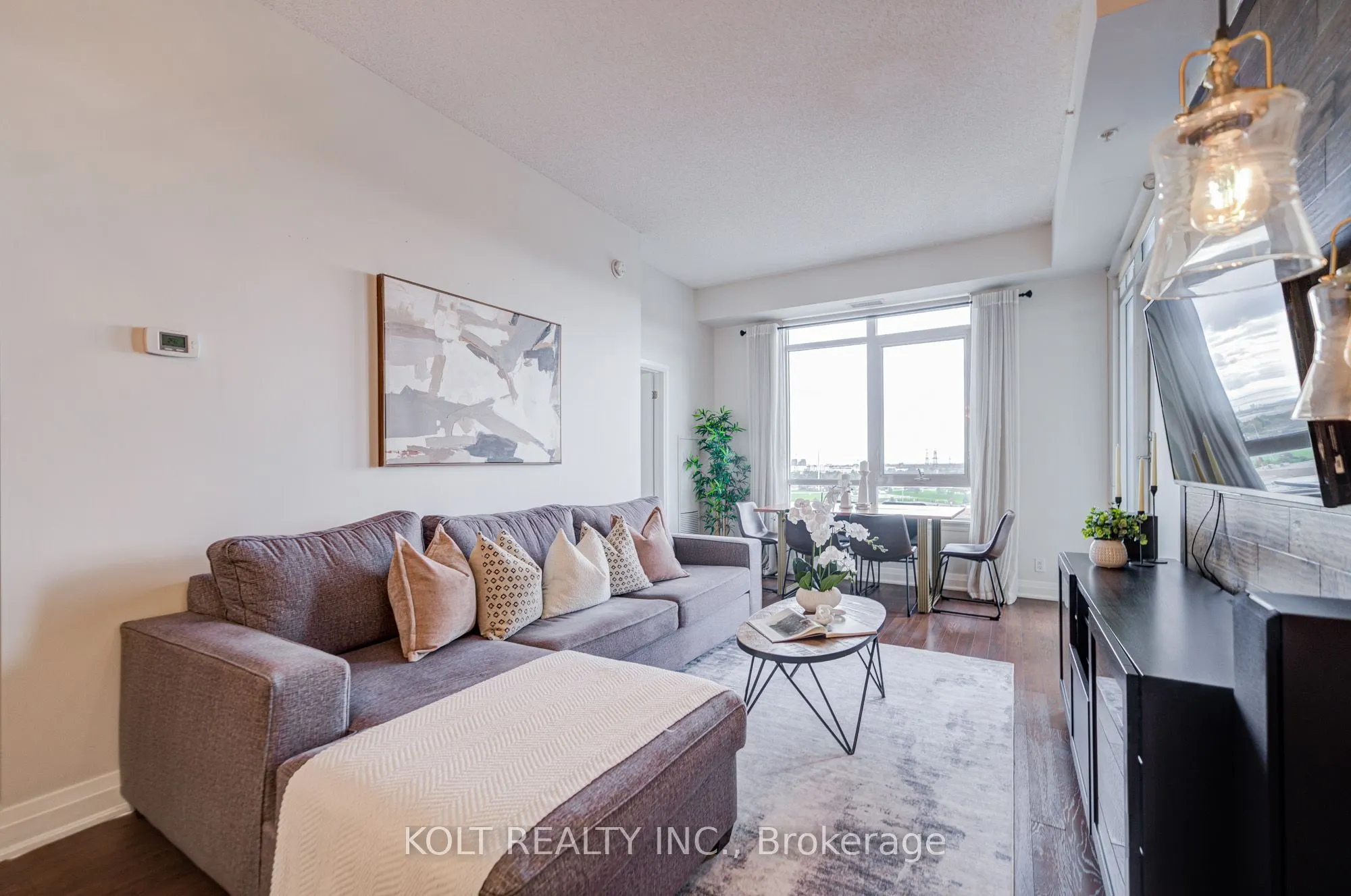 24 Woodstream Boulevard, #PH1013
