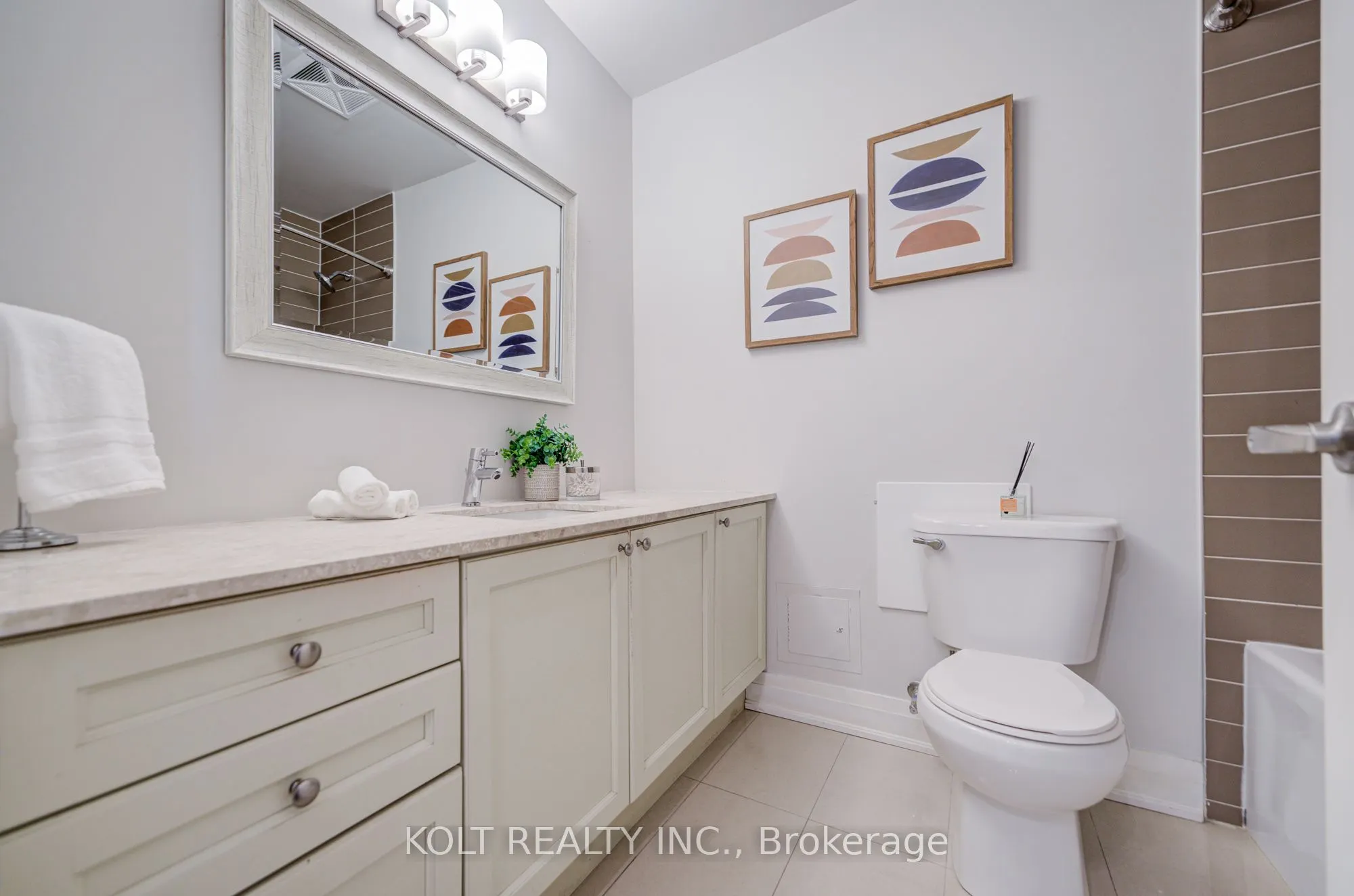 24 Woodstream Boulevard, #PH1013
