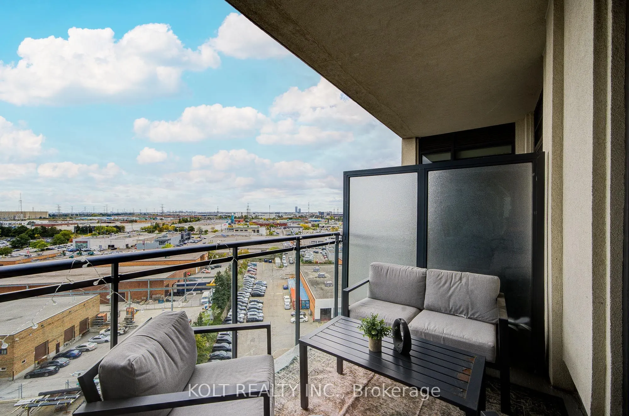 24 Woodstream Boulevard, #PH1013