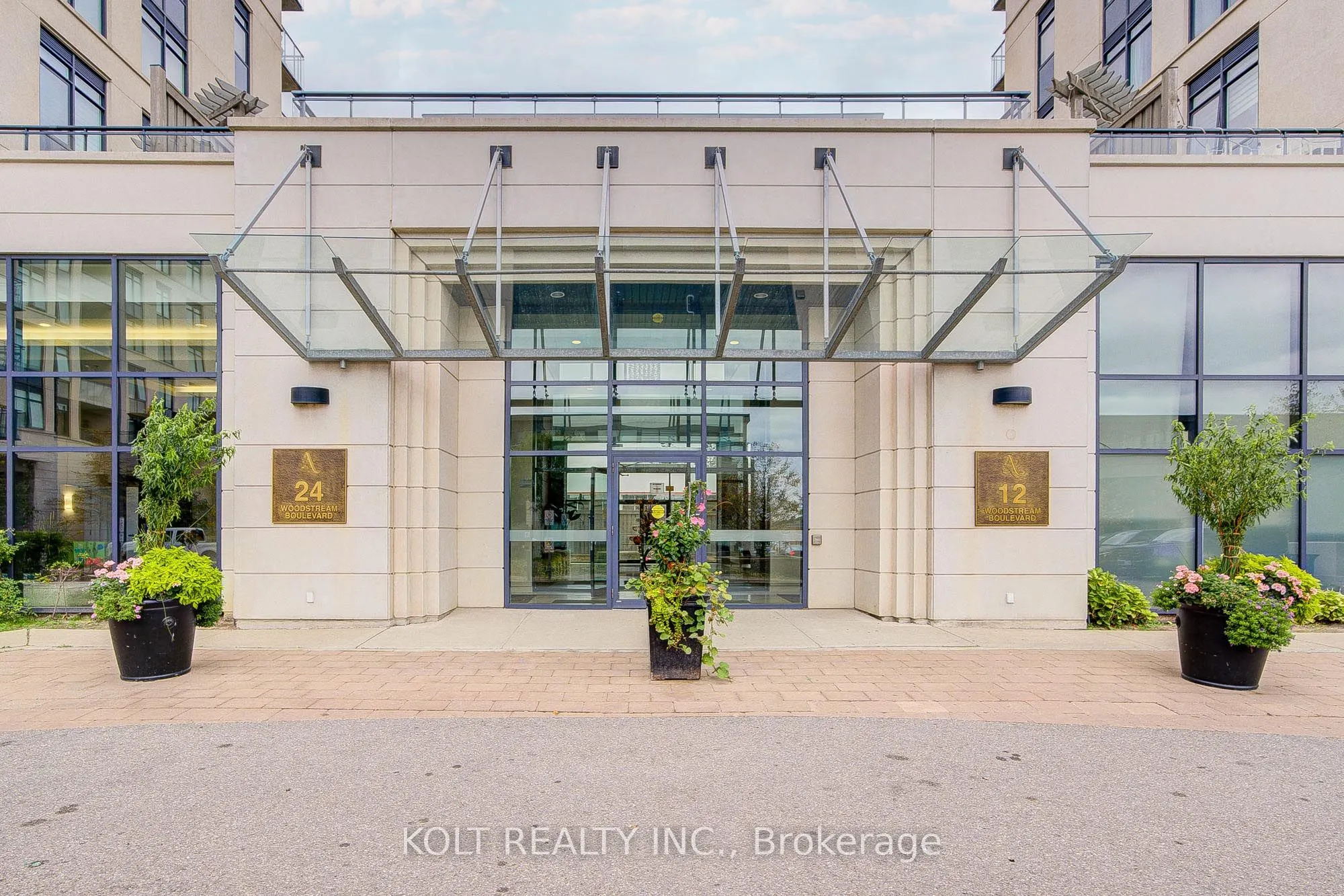 24 Woodstream Boulevard, #PH1013