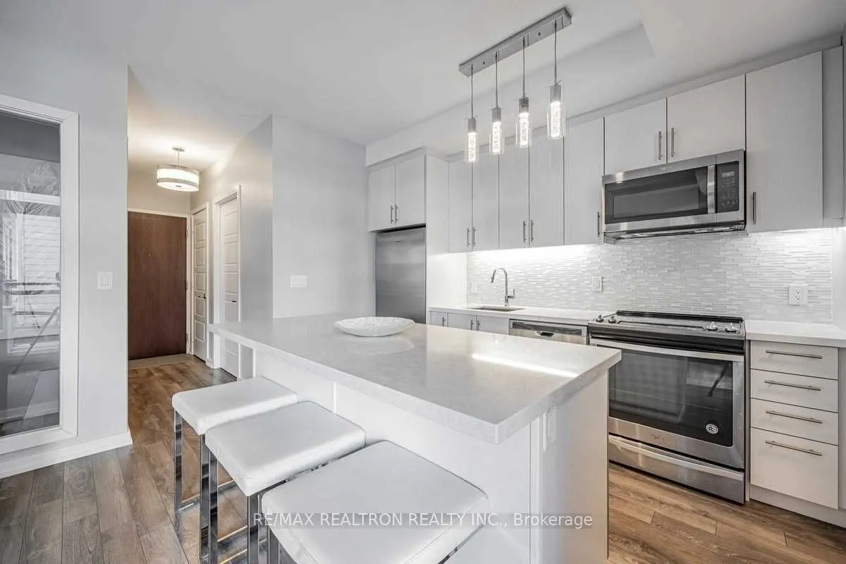 271 Sea Ray Avenue, #B203